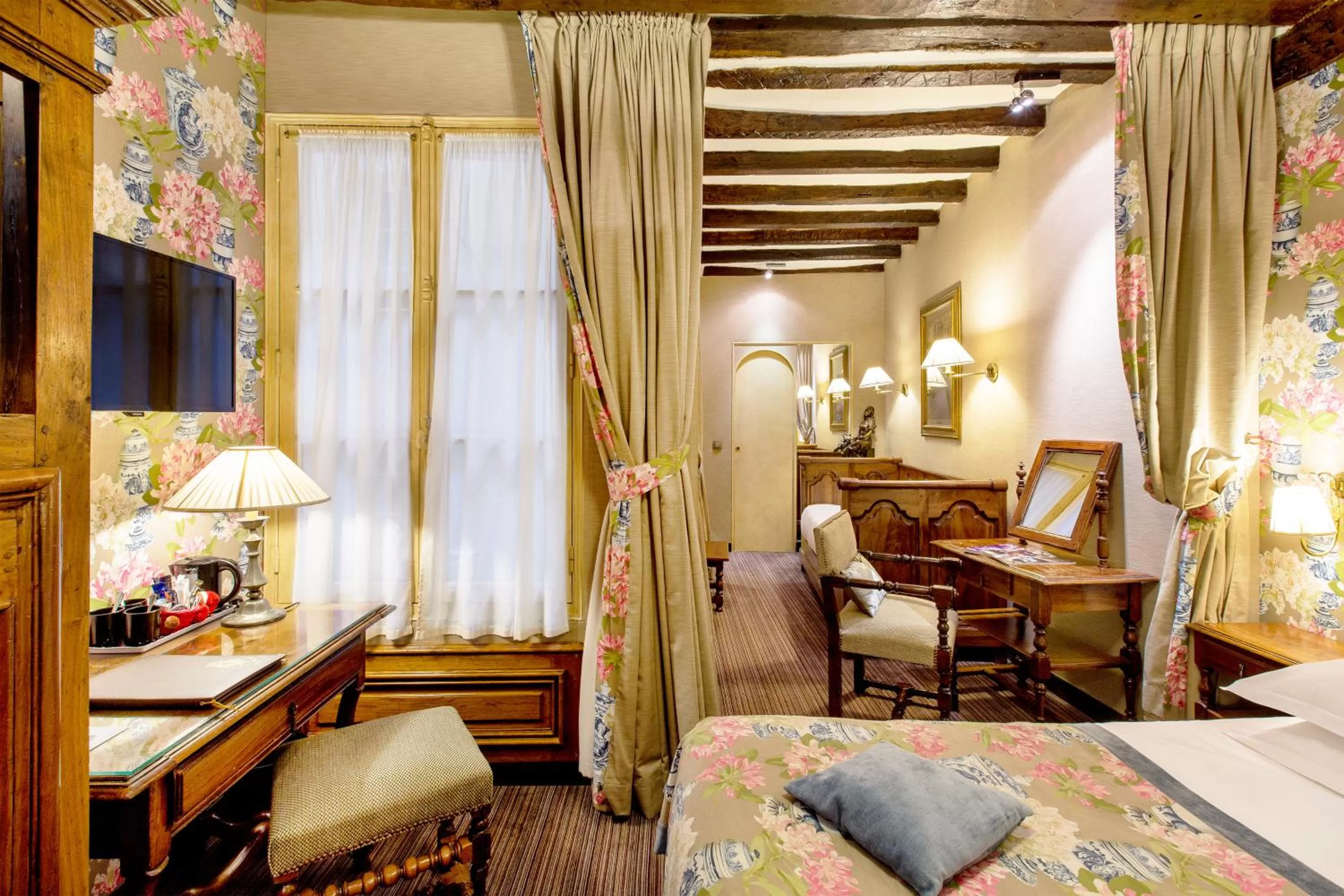 Decorative detail, Bed in Hotel Left Bank Saint Germain