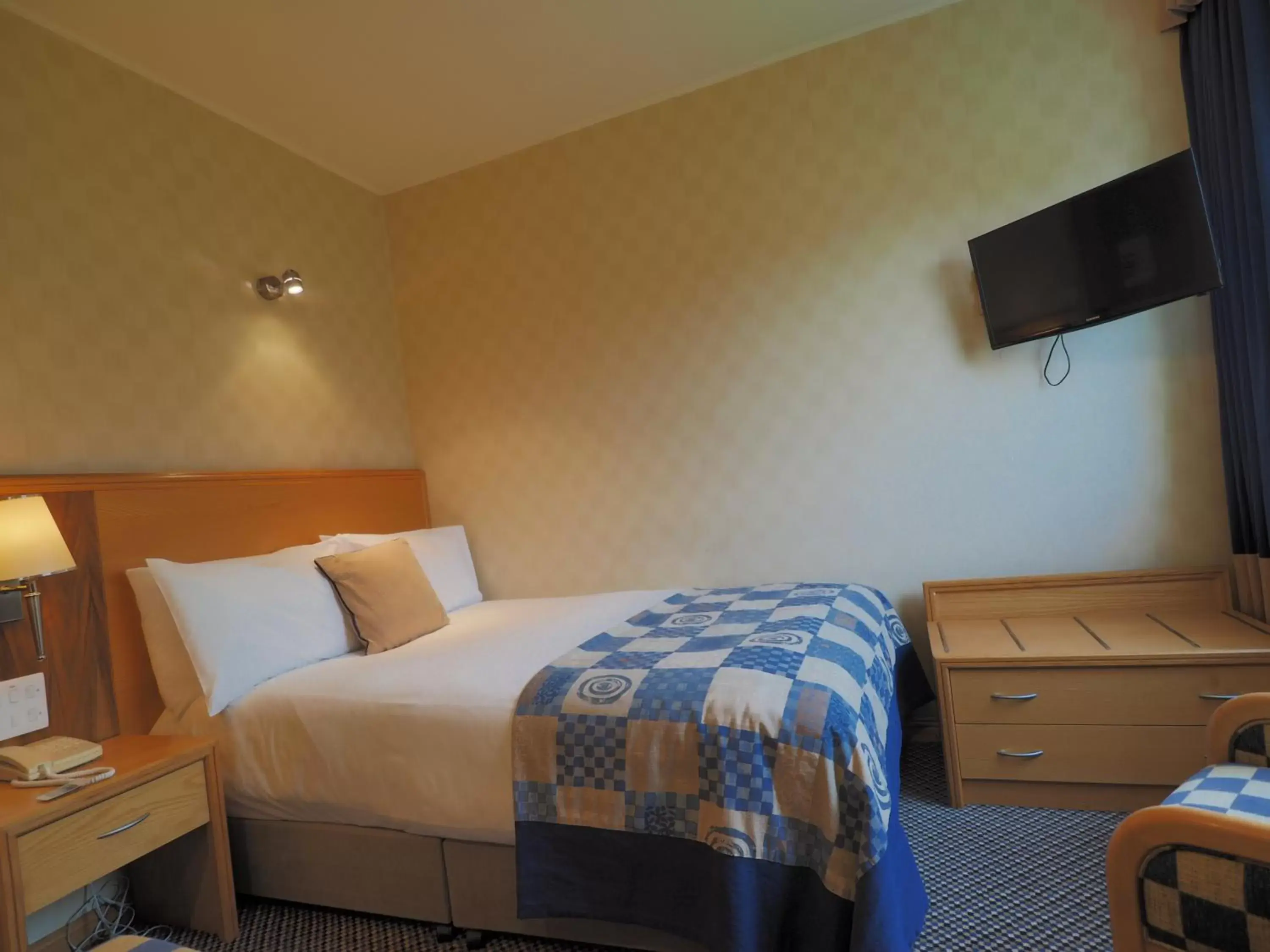 Superior Single Room - single occupancy in Cabarfeidh Hotel Superior Single Room - single occupancy in Cabarfeidh Hotel