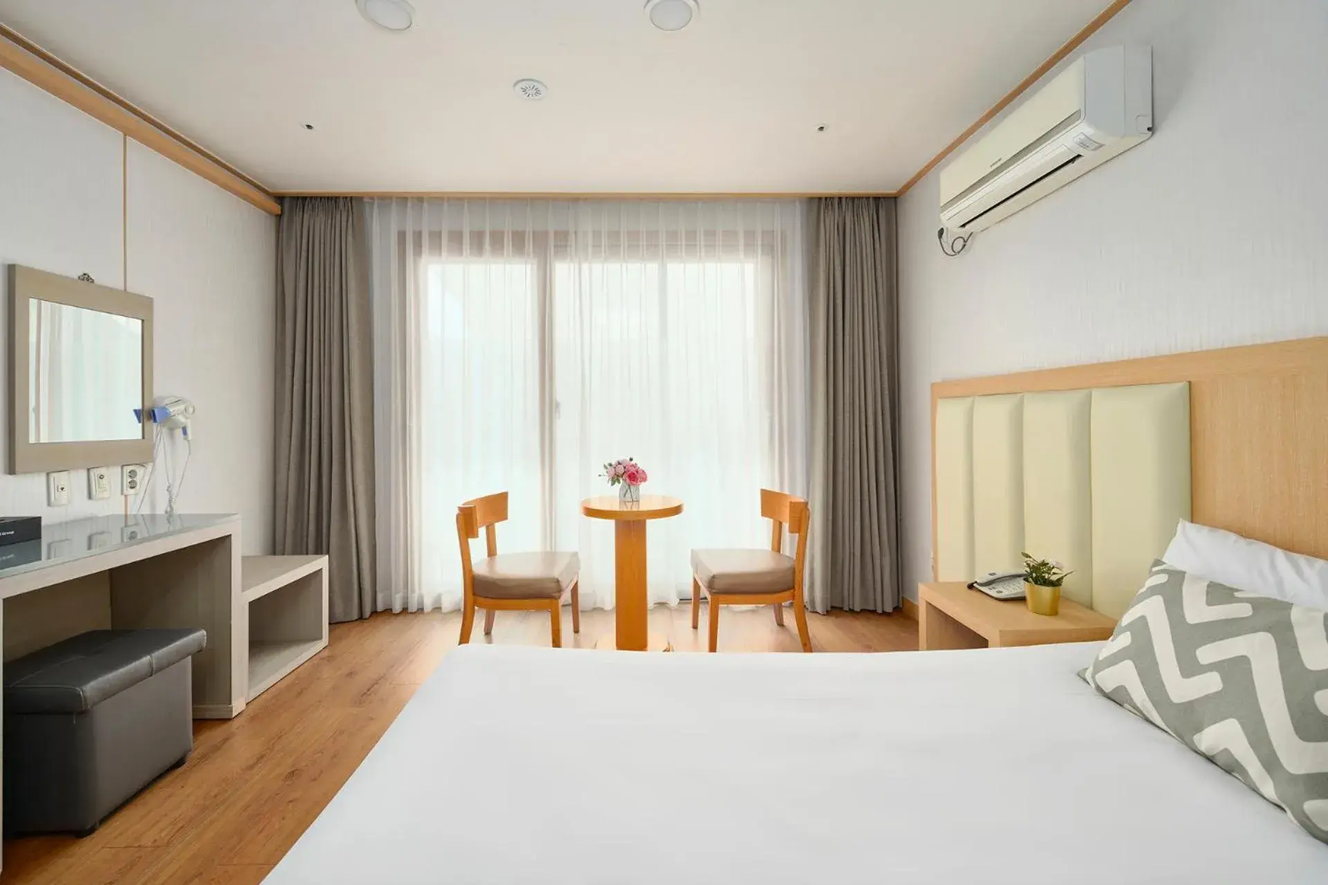 Bed in JEJU Shangrila Hotel&Resort