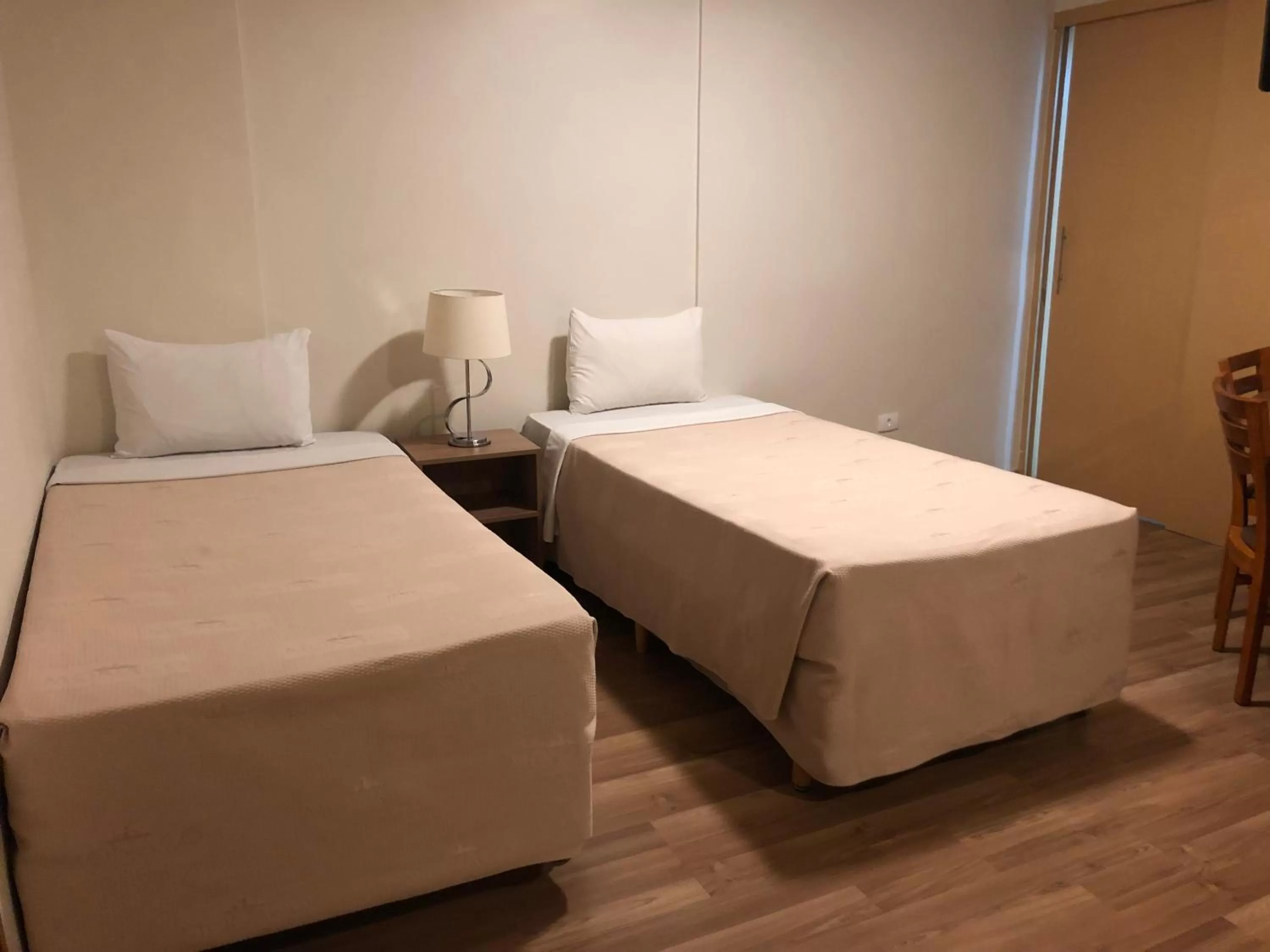 Photo of the whole room, Bed in Summit Hotel Monaco