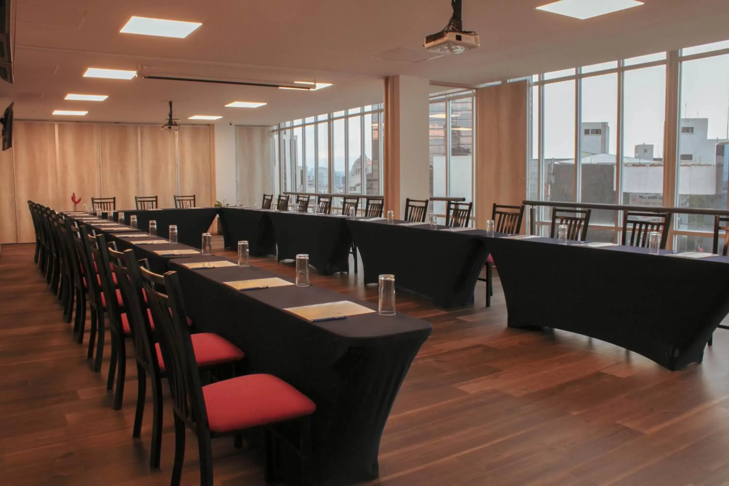 Meeting/conference room in Hotel Fontan Reforma Centro Historico