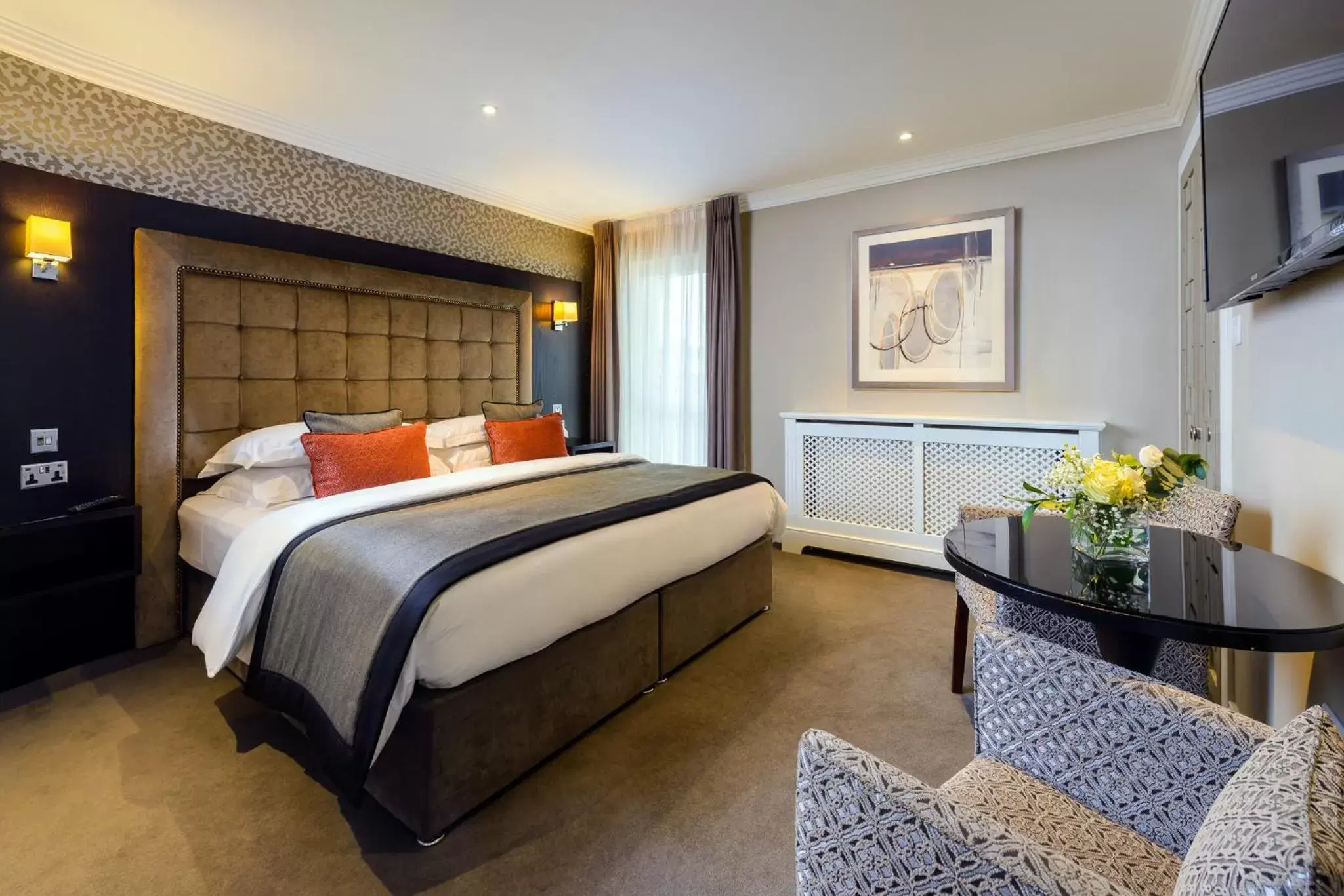 Bed in Killarney Oaks Hotel