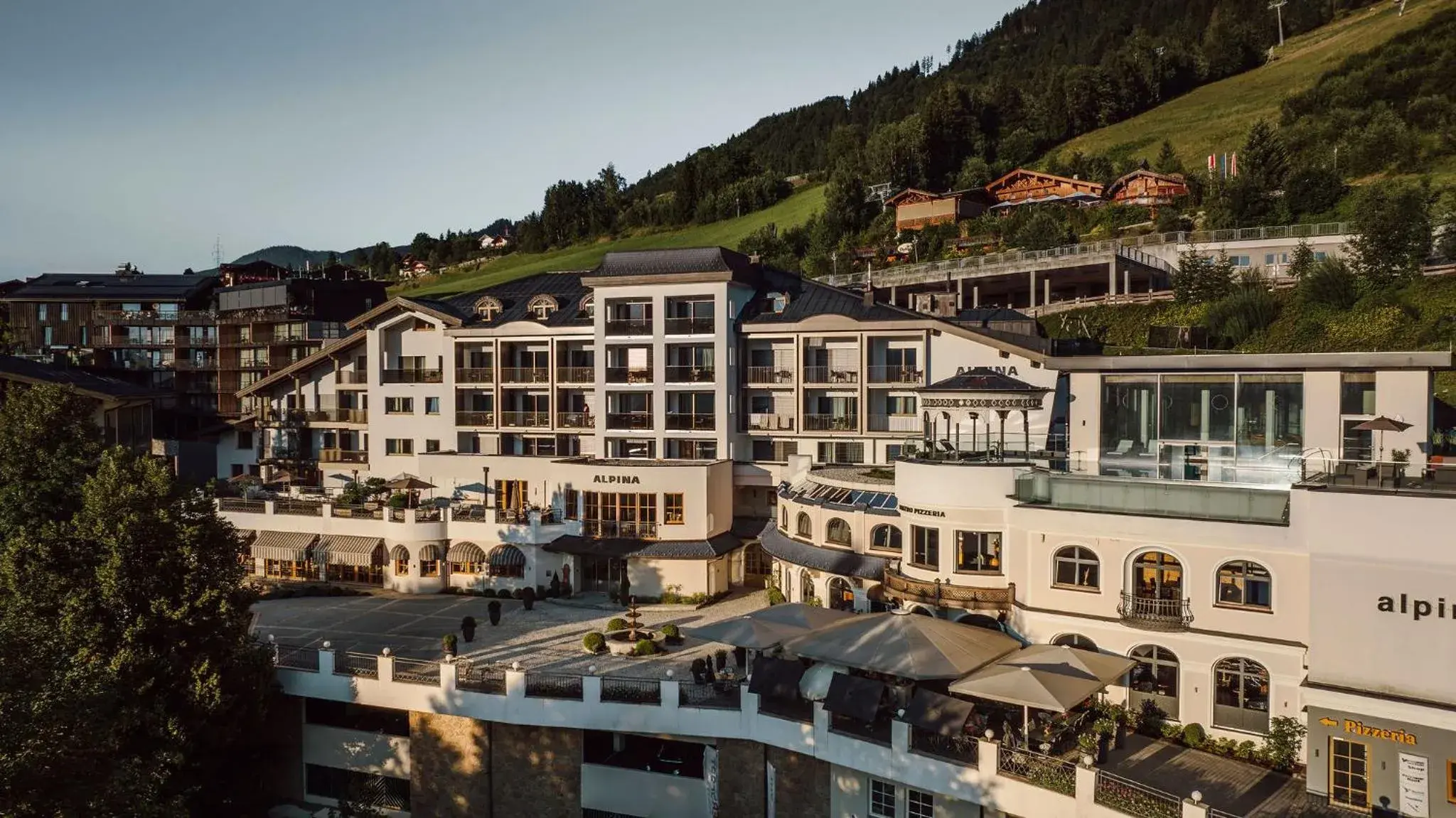 Facade/entrance, Property Building in Alpina Family, Spa & Sporthotel