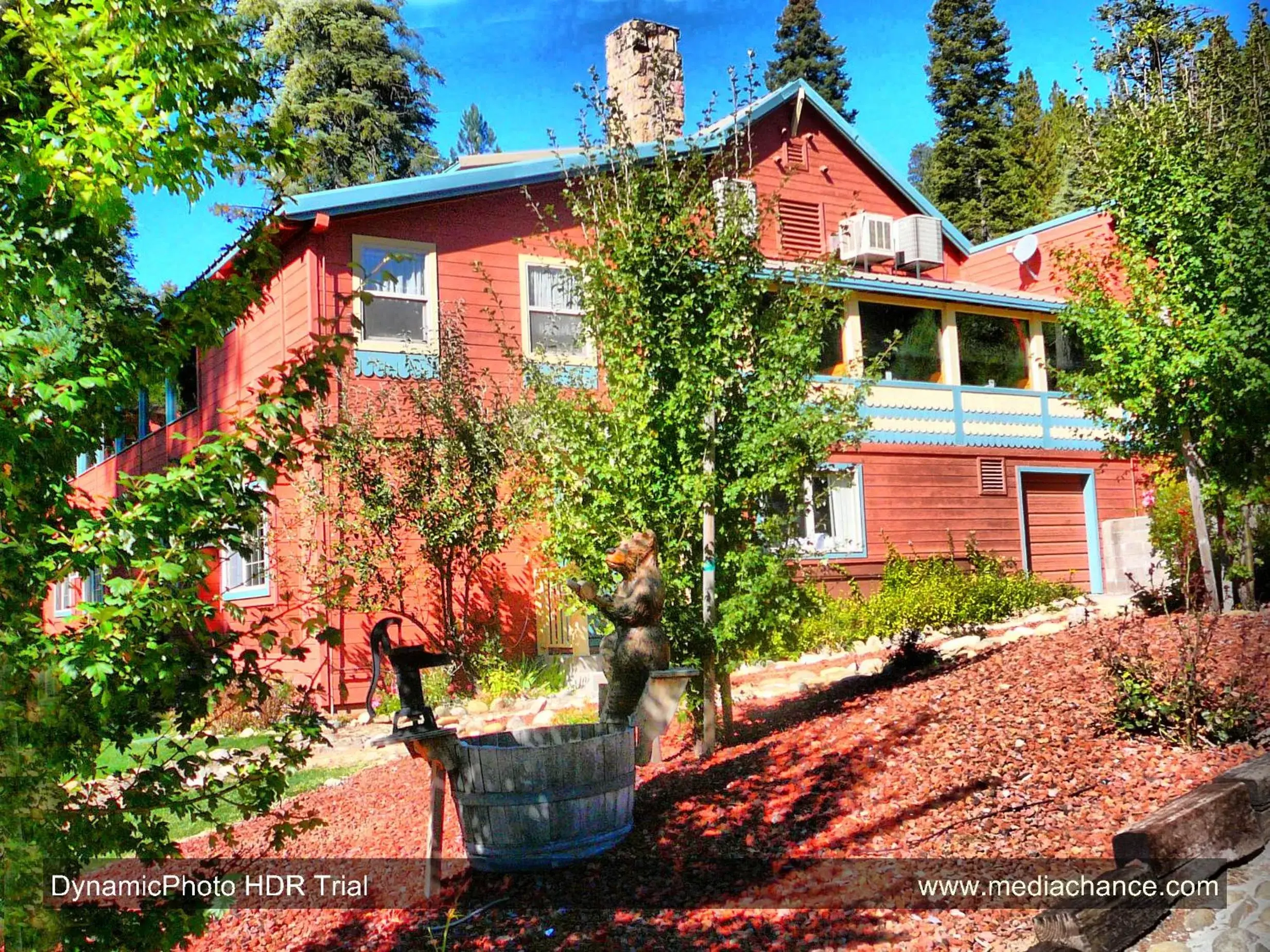 Property Building in Strawberry Inn