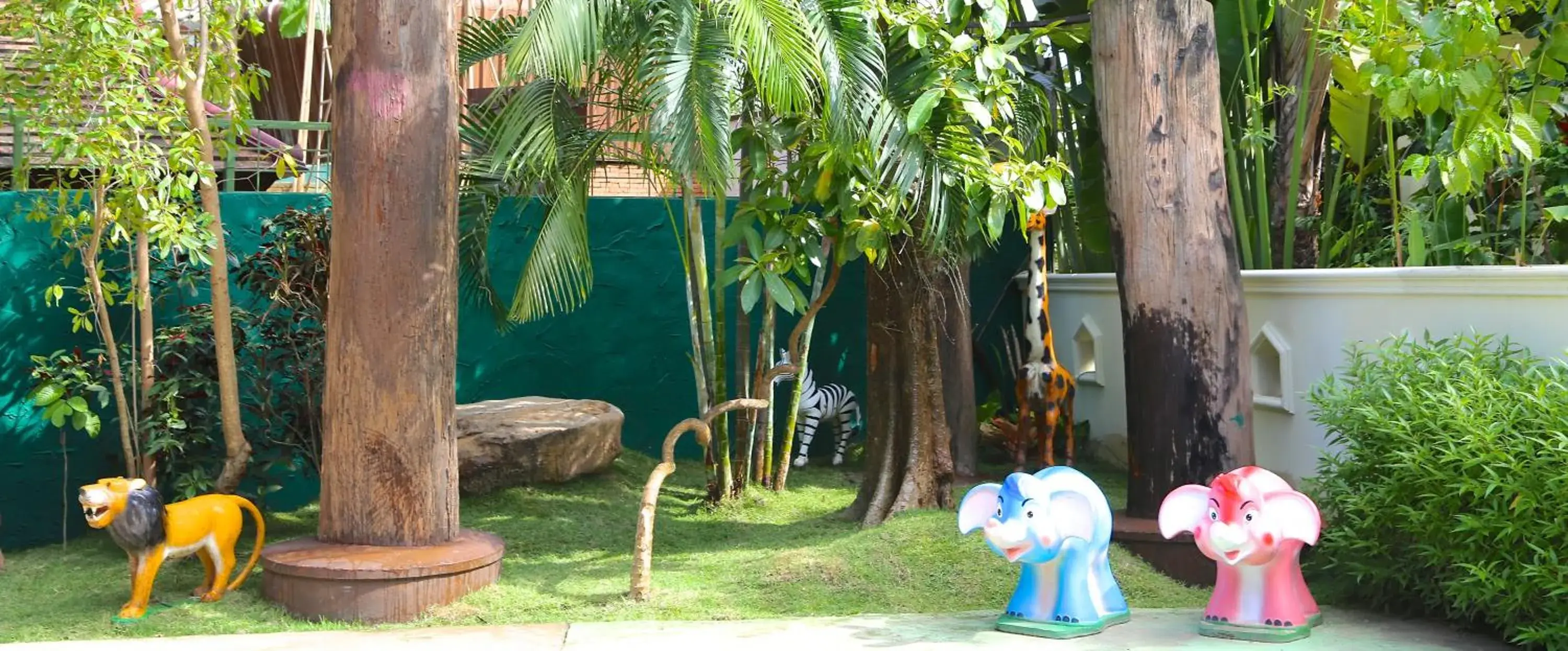 Garden in Oriental Siam Resort