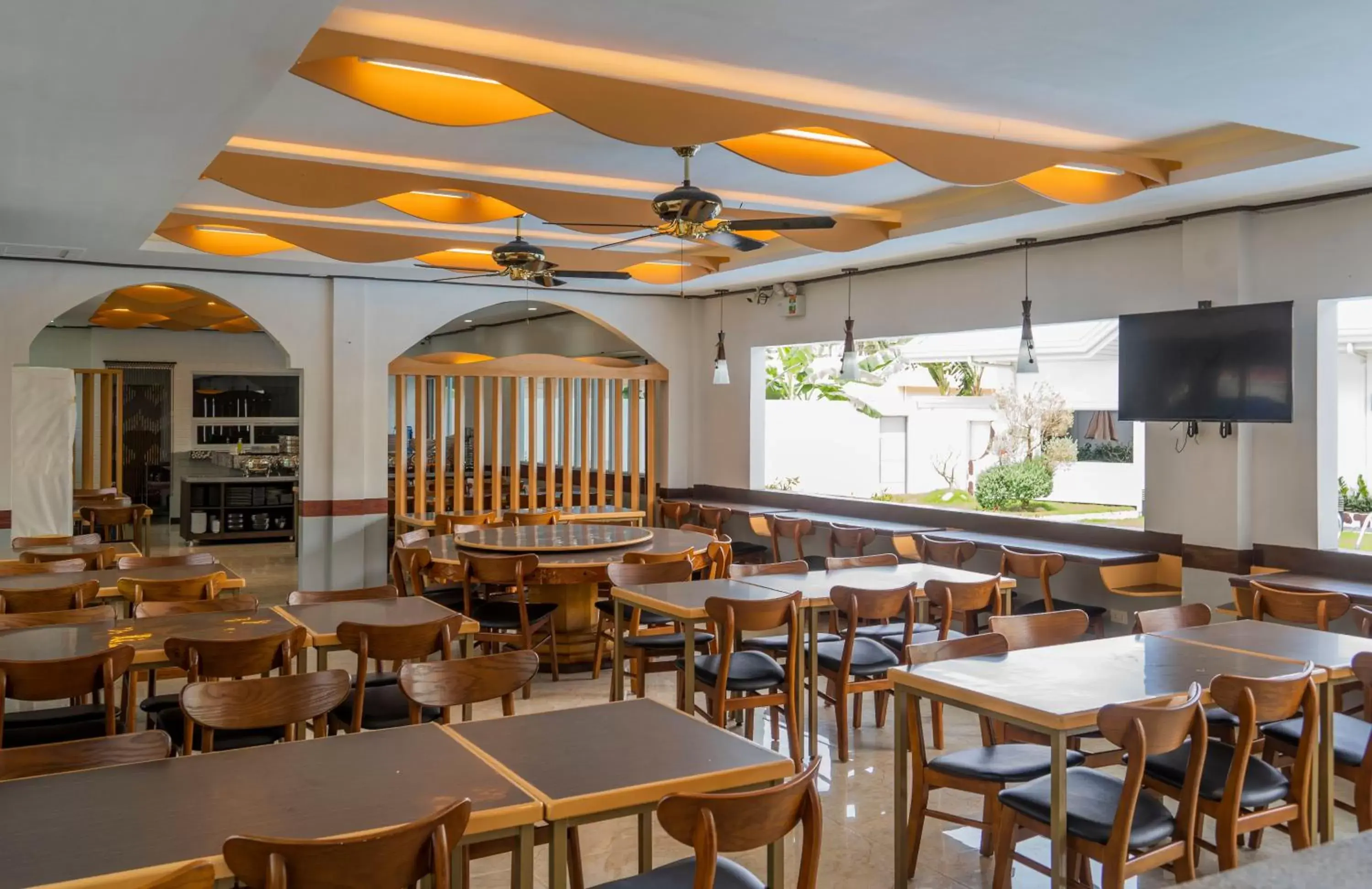 Restaurant/places to eat in Adela Resort Panglao Restaurant/places to eat in Adela Resort Panglao