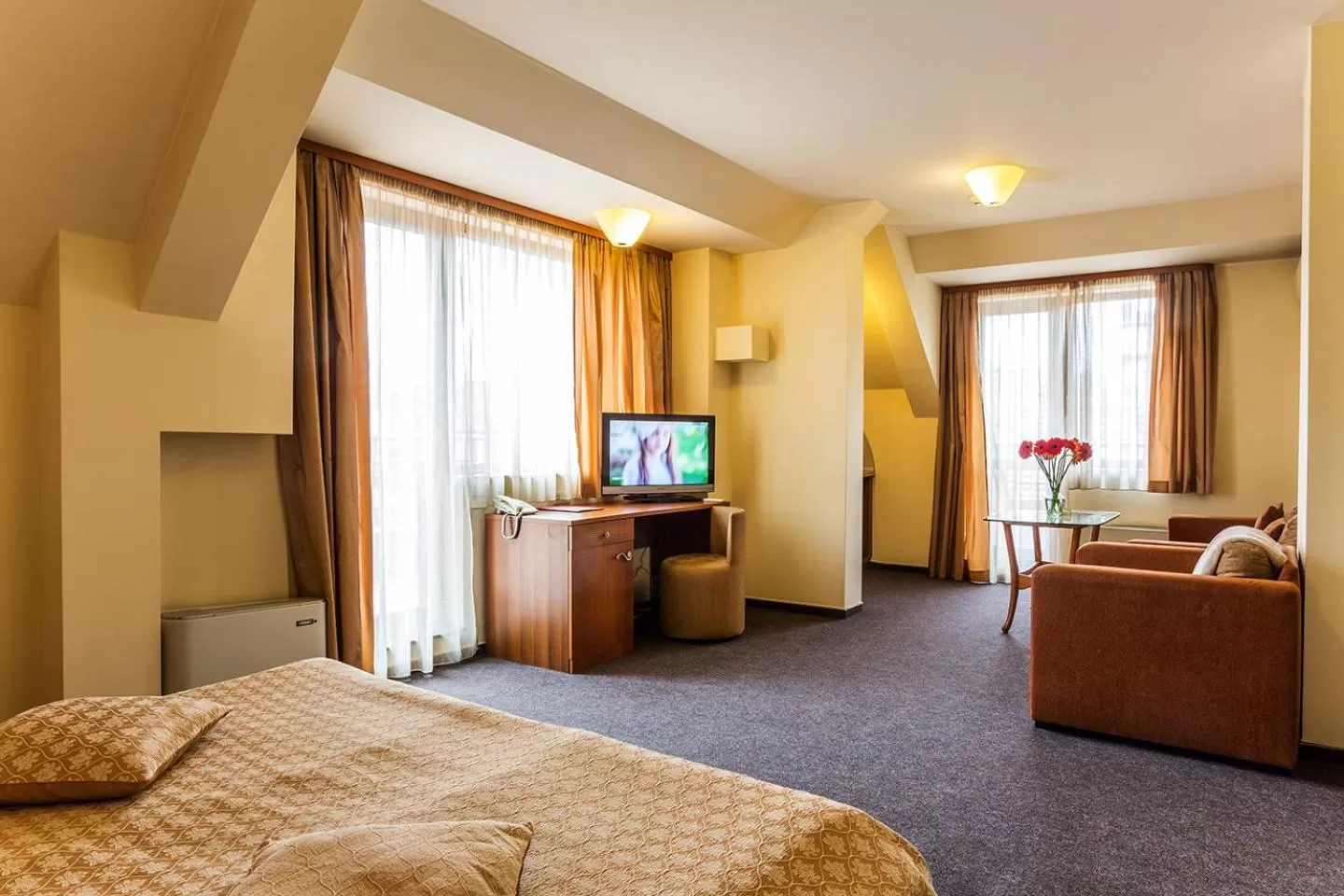 Bed in Sofia Place Hotel by HMG