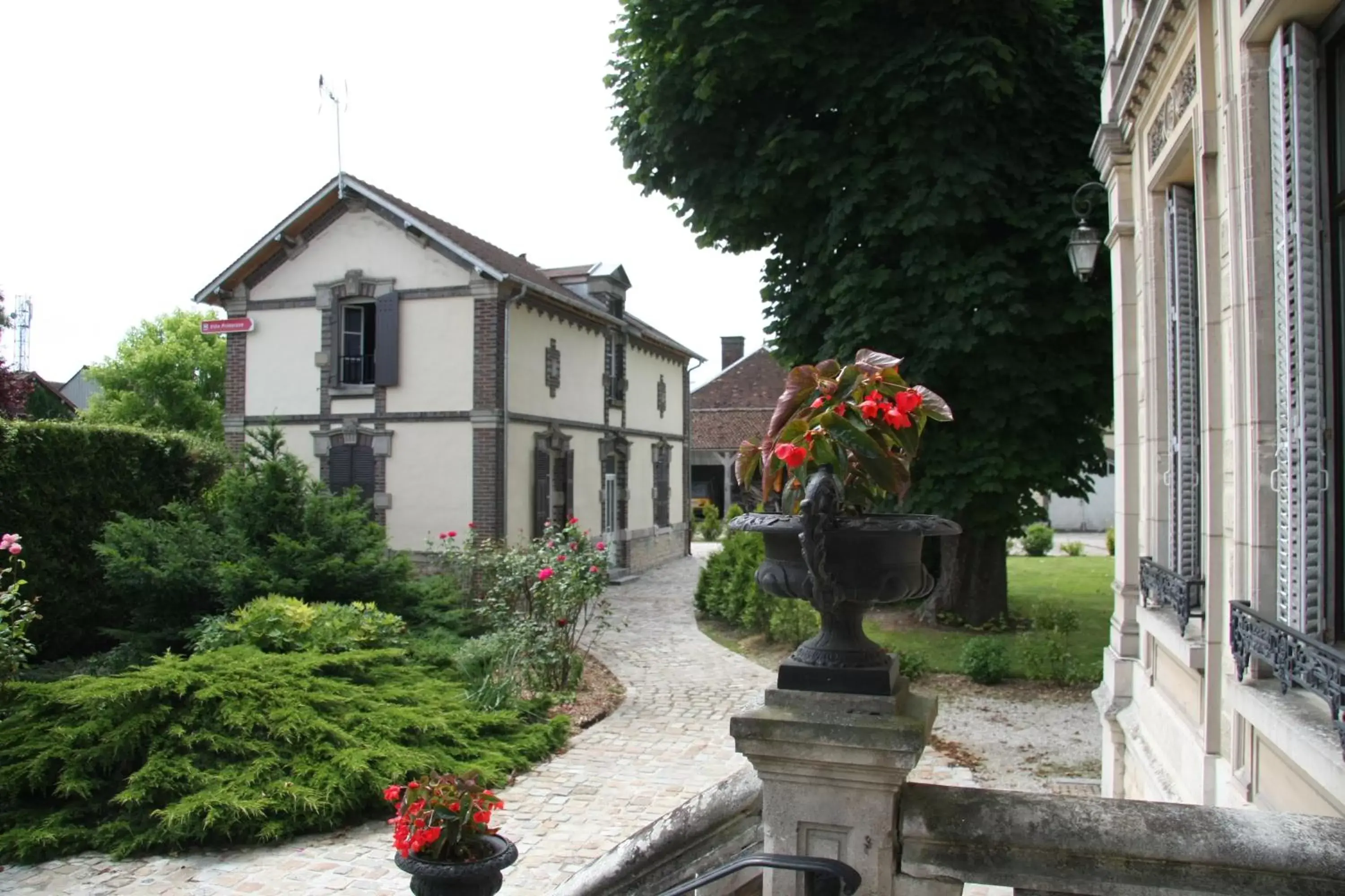 Garden view, Property Building in Villa Primerose