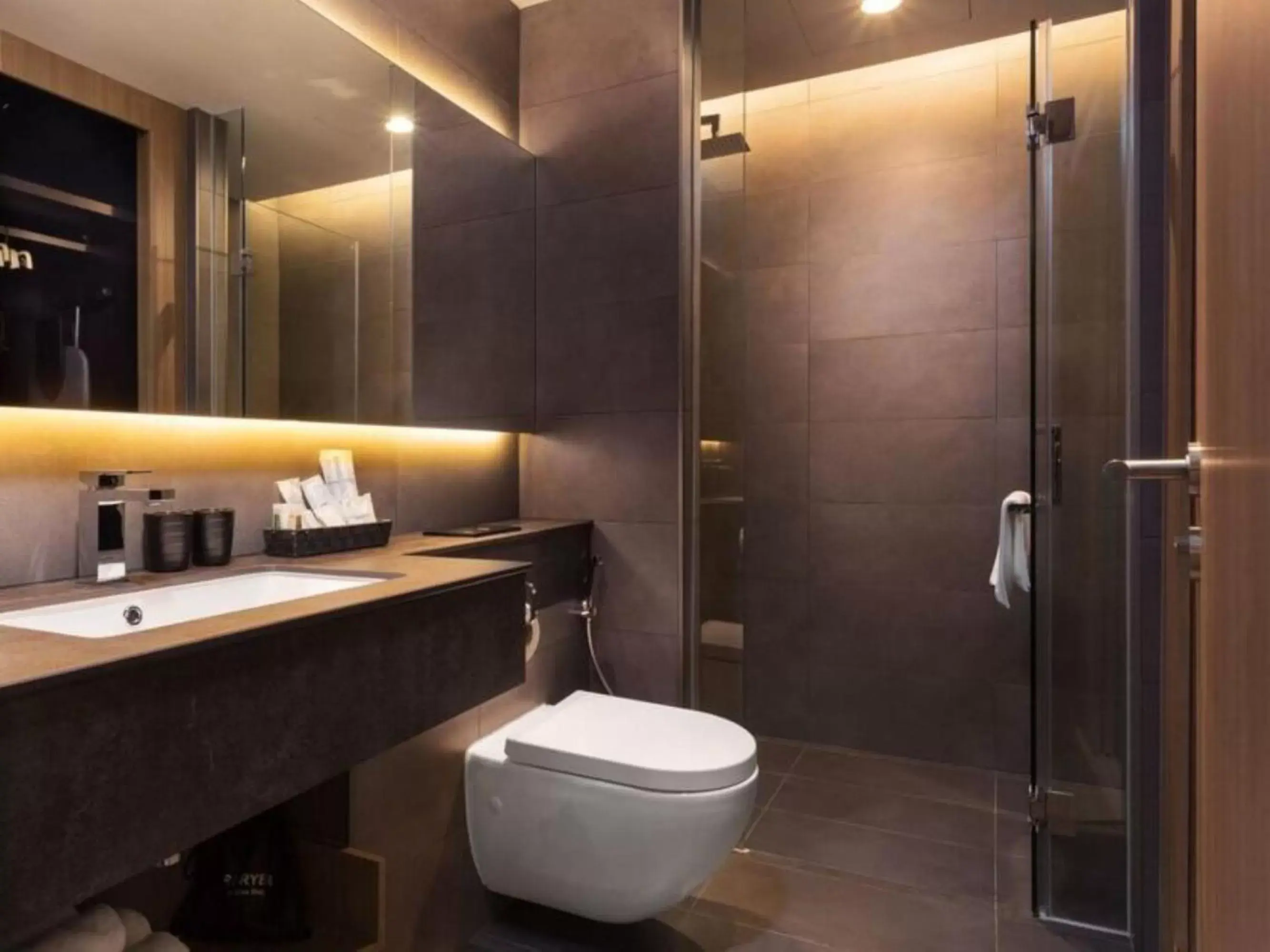 Shower, Bathroom in One Residence Hotel & Apartment