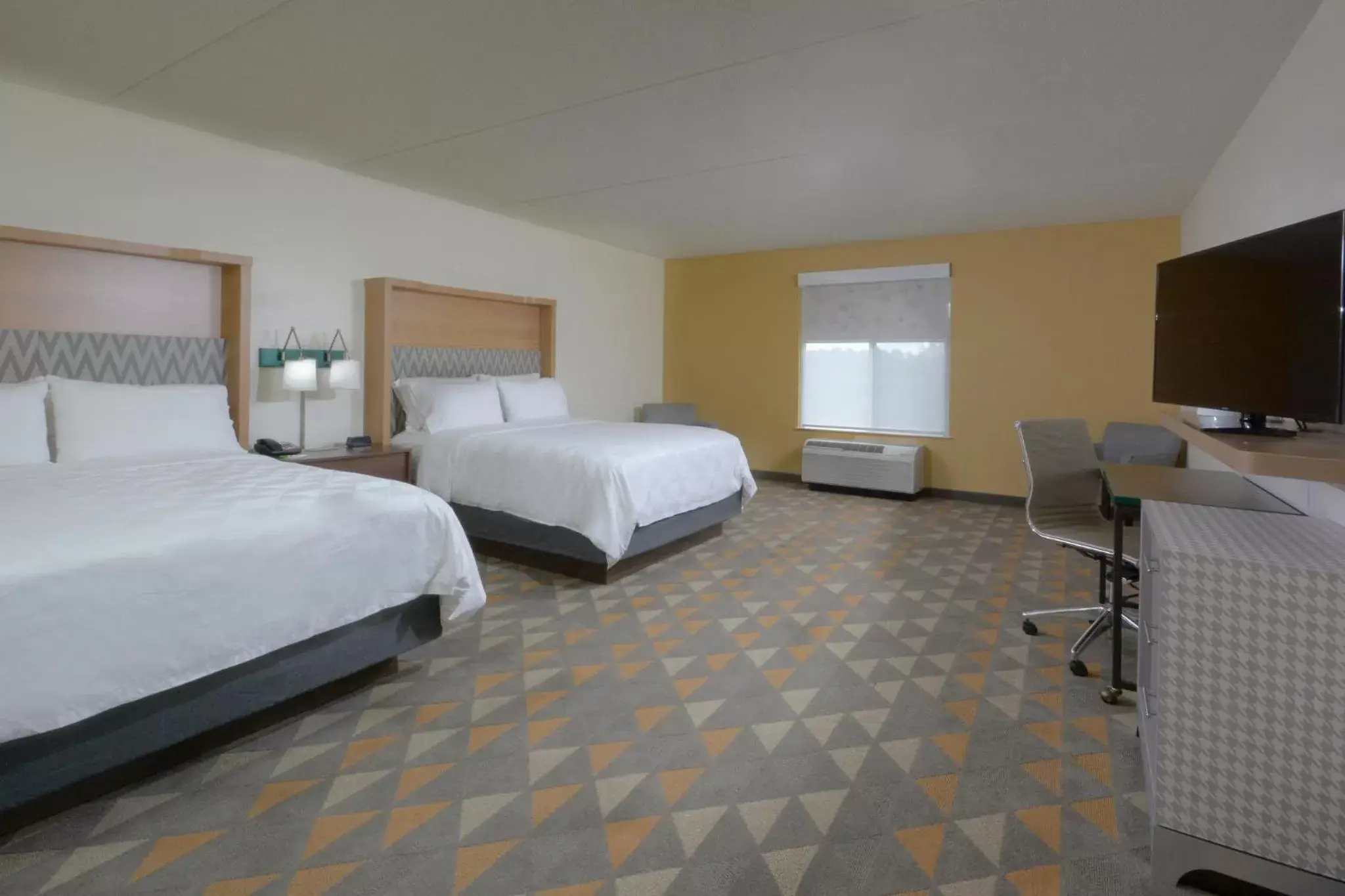 Photo of the whole room, Bed in Holiday Inn Raleigh Durham Airport, an IHG Hotel