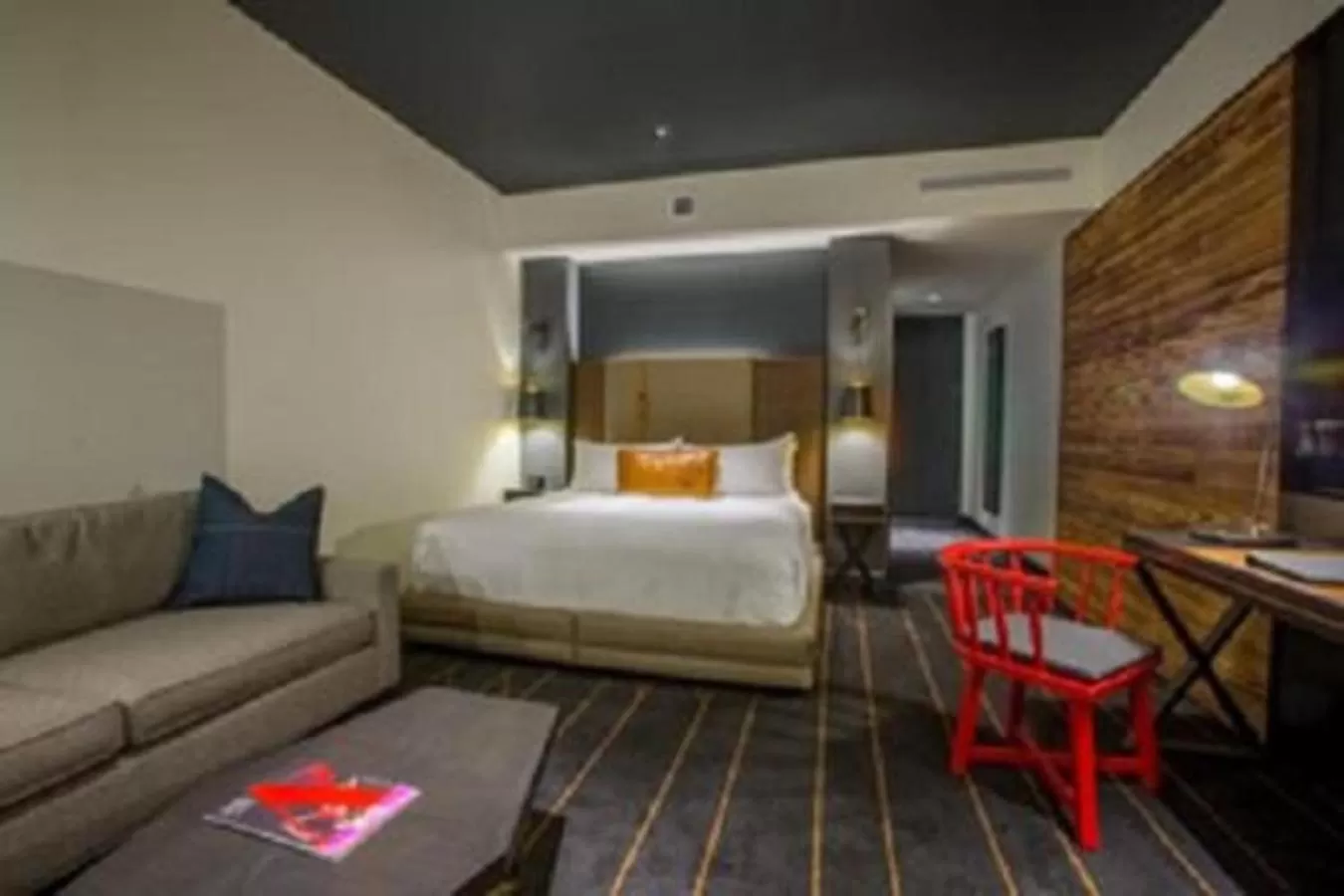 Bedroom, Bed in The George, by Valencia Hotel Collection