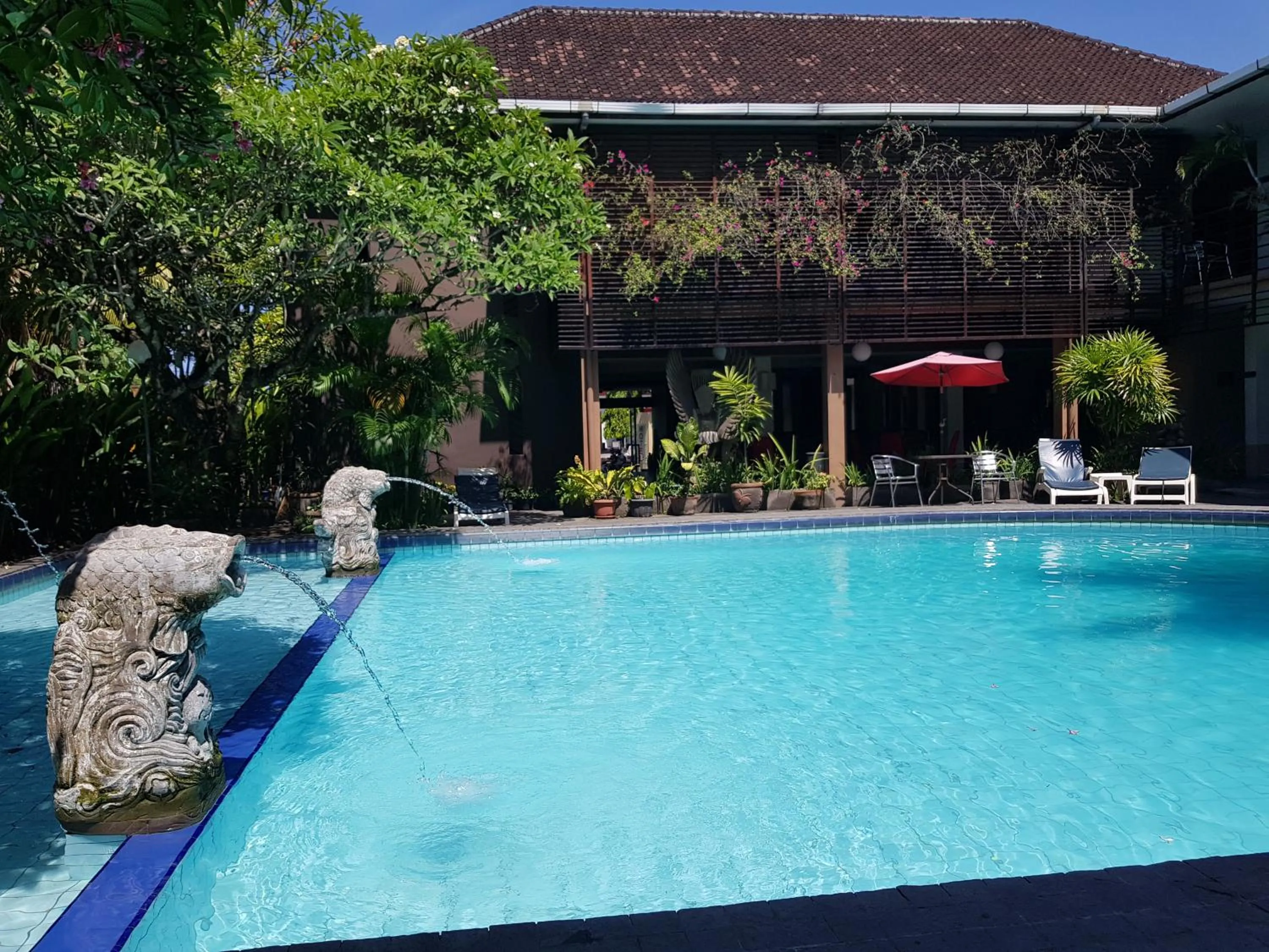 Swimming pool in Sanur Agung Hotel