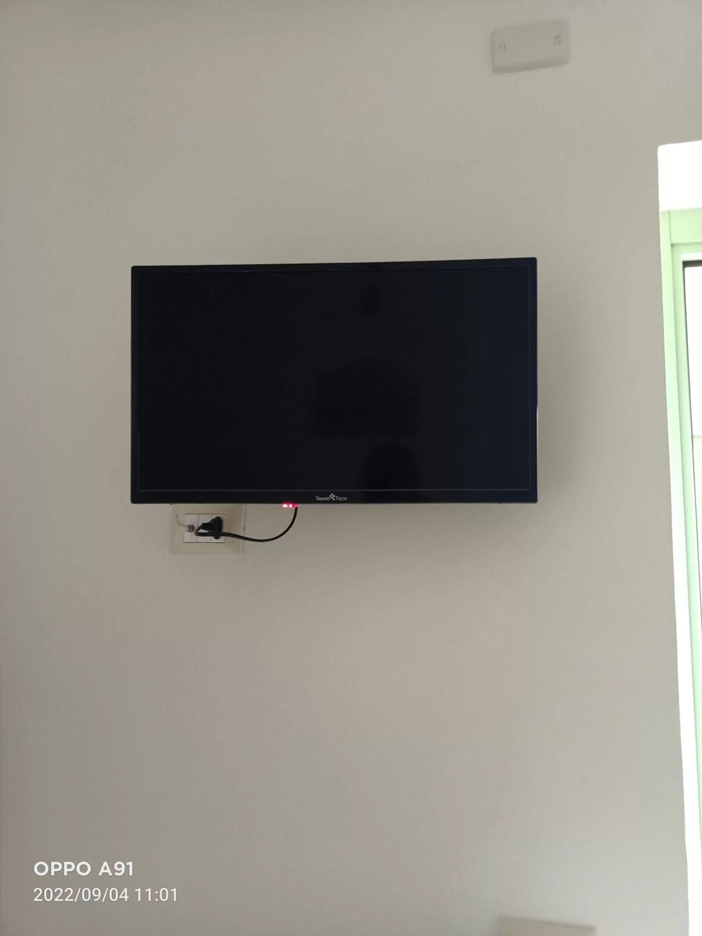 TV/Entertainment Center in Da Peppino