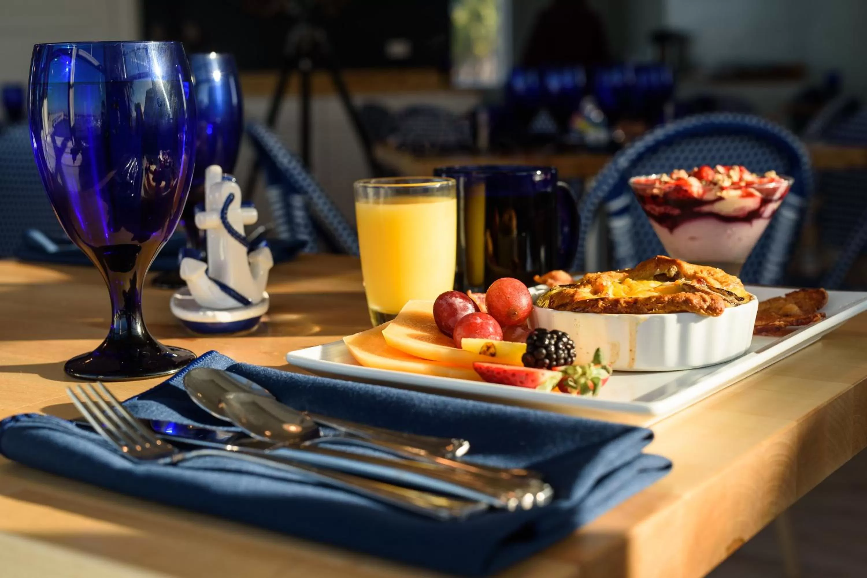 Dining area in Marker 8 Hotel and Marina