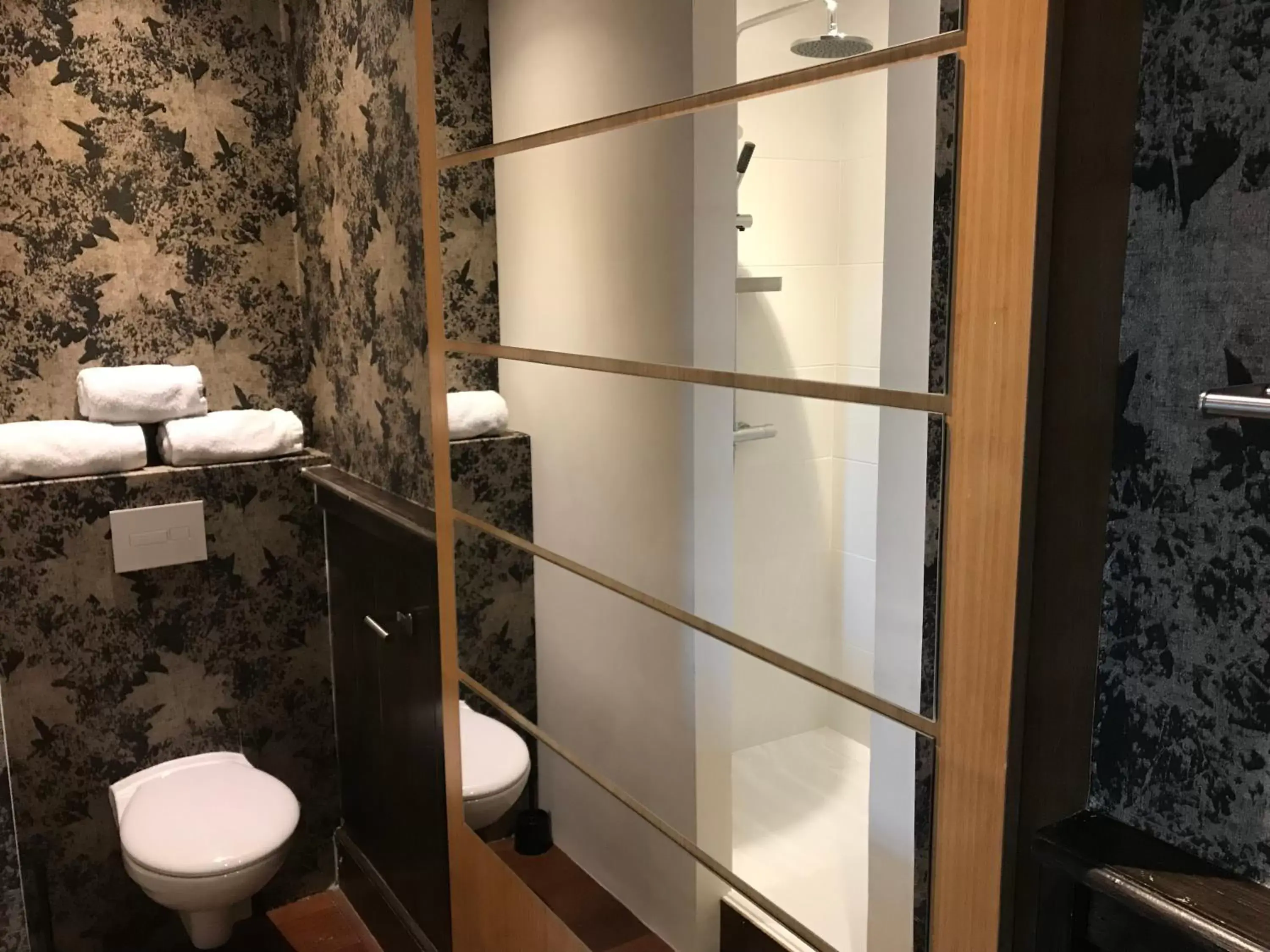Bathroom in Hotel Buenos