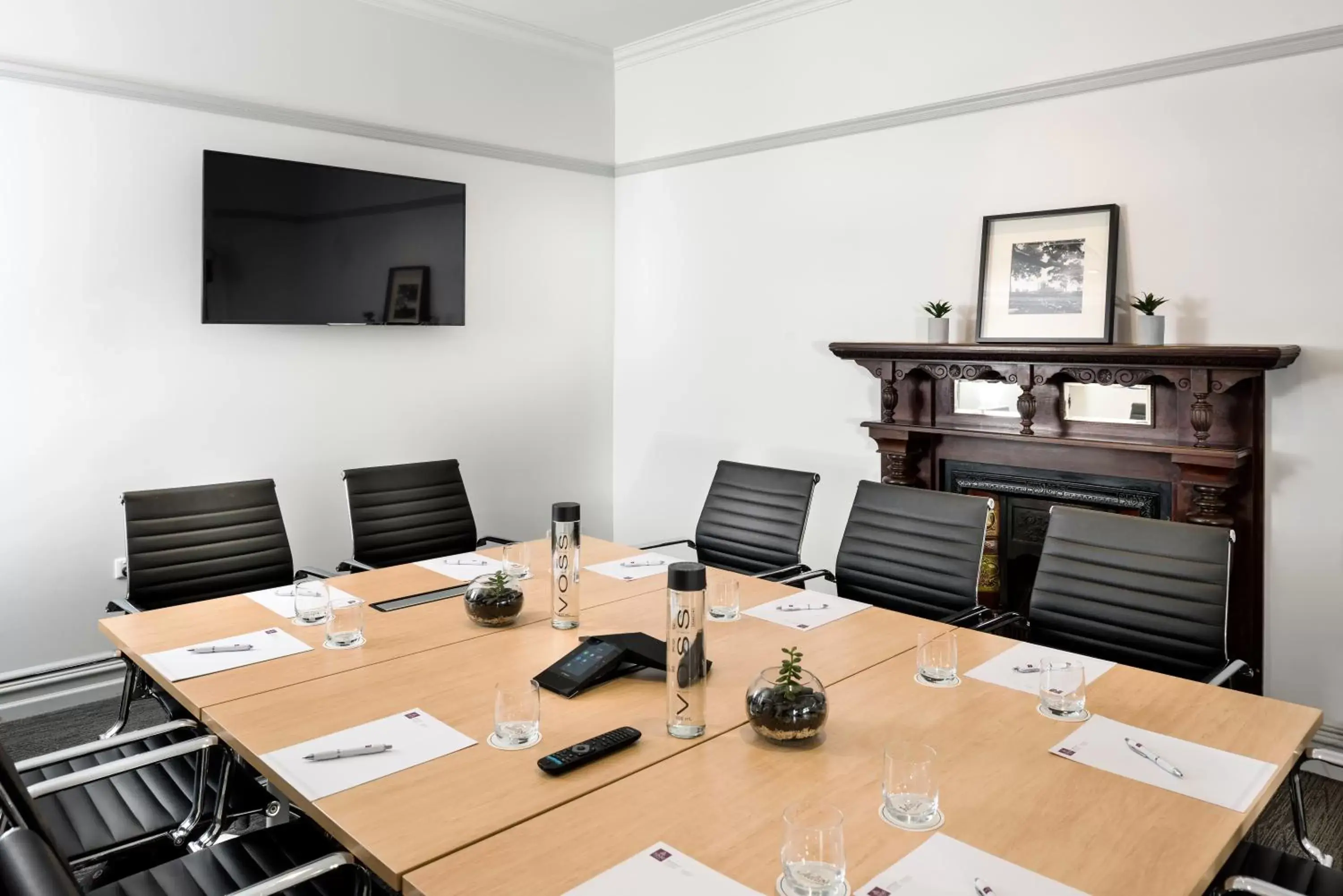 Meeting/conference room, Business Area/Conference Room in Holiday Inn West Perth, an IHG Hotel