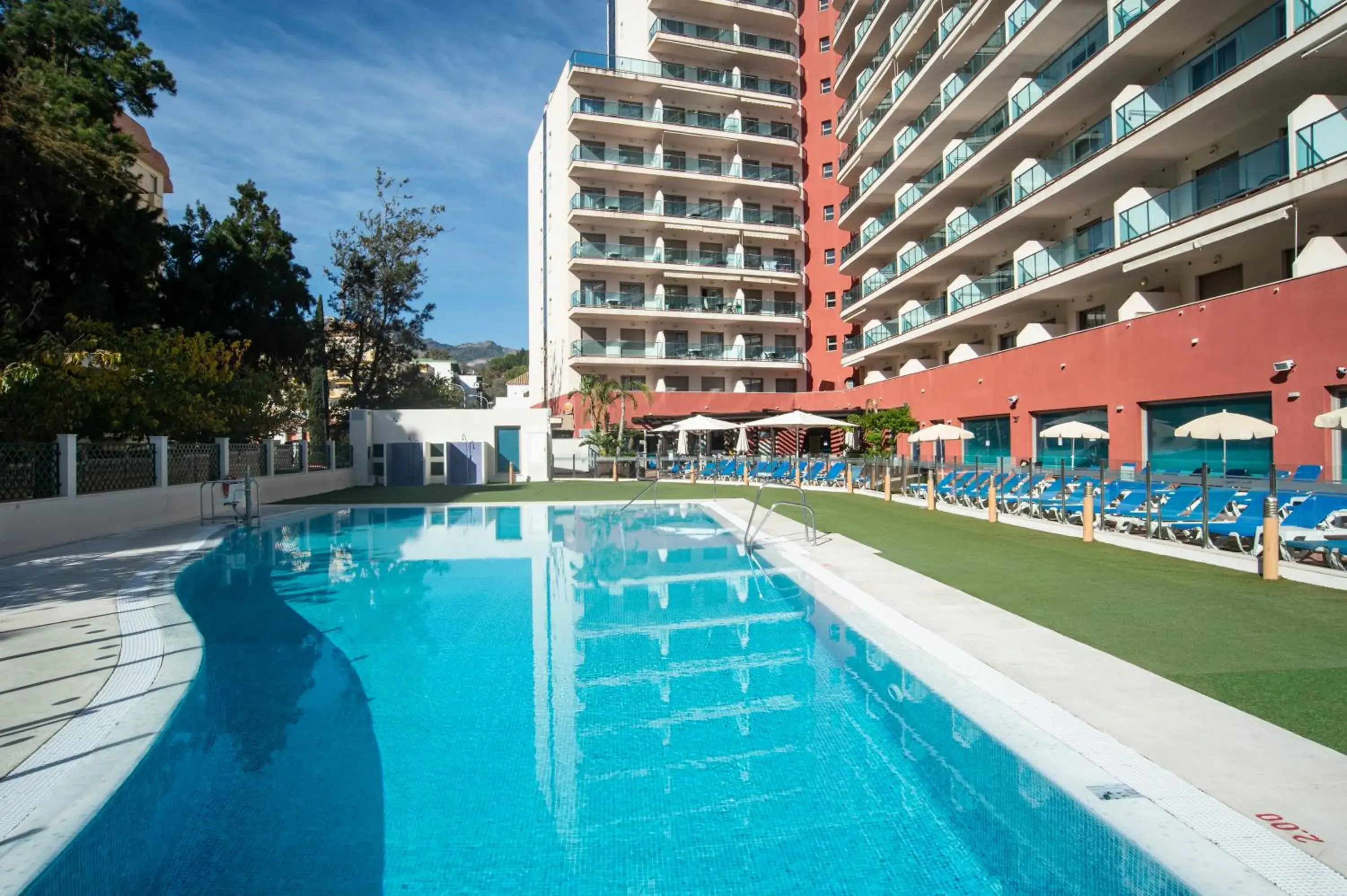 Property building, Swimming Pool in Pierre & Vacances Benalmadena Principe