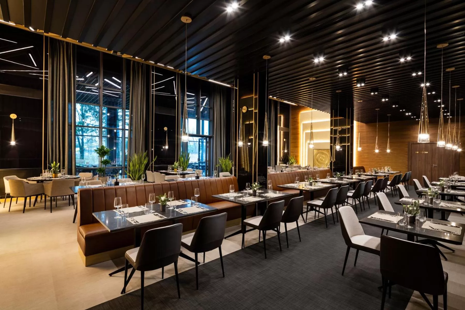 Restaurant/places to eat in Kings' Valley Medical & Spa Hotel