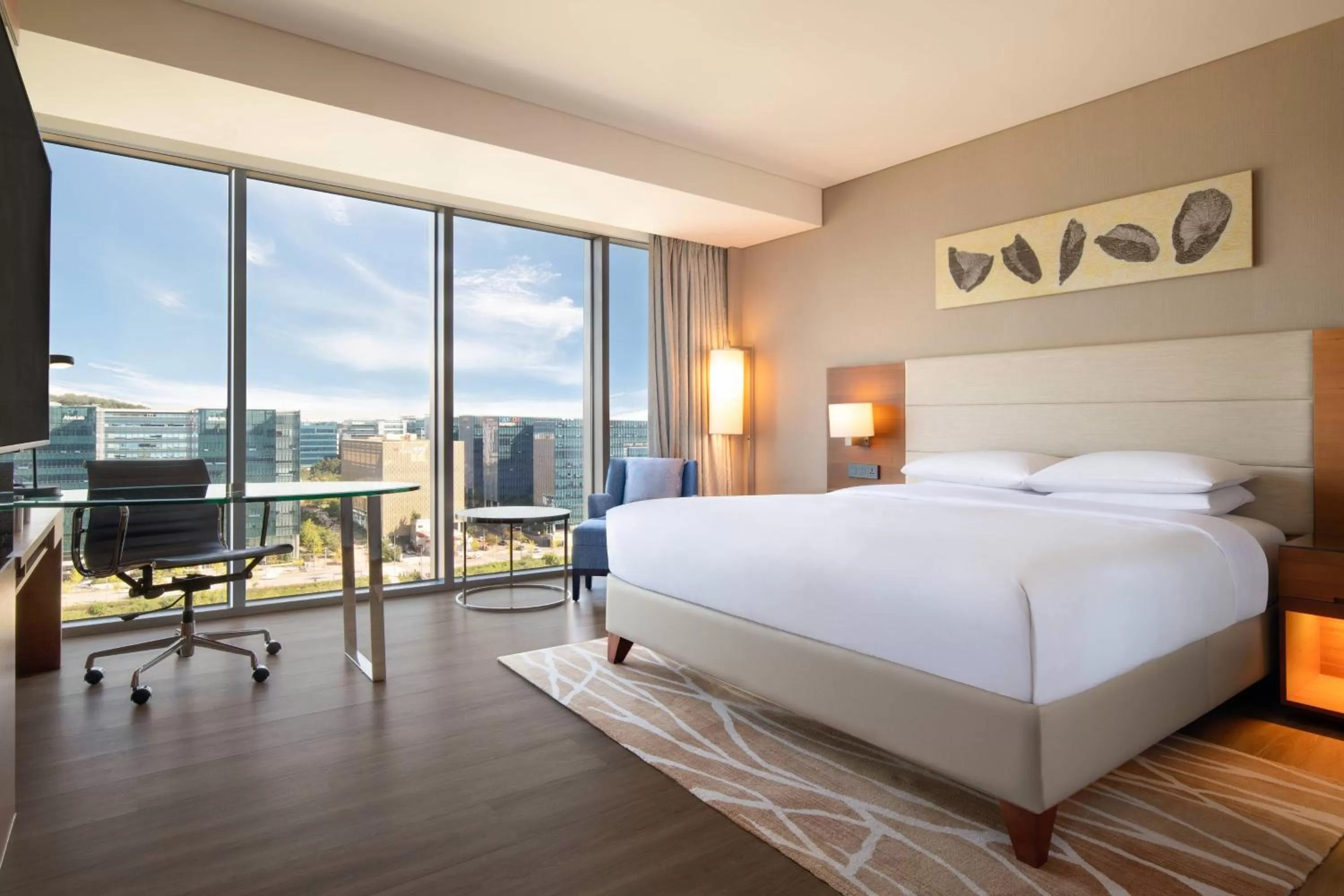 Bedroom, Bed in Courtyard by Marriott Seoul Pangyo