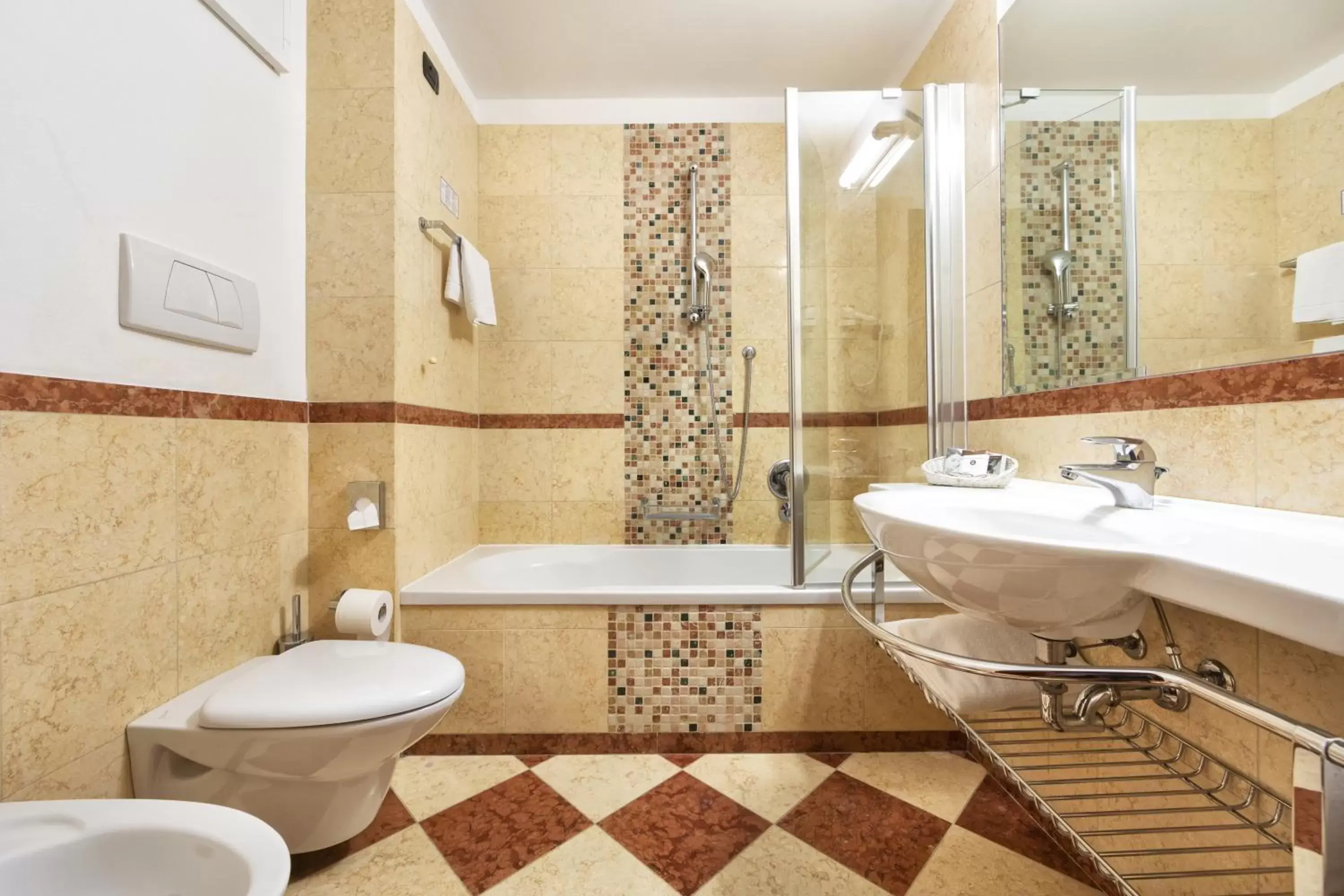 Bathroom in Hotel Villa Malaspina