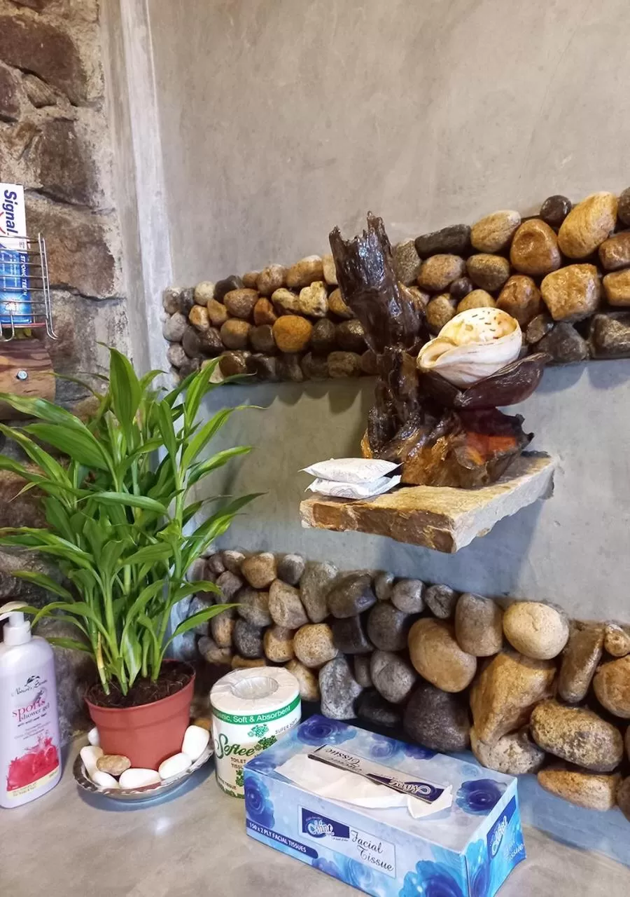 Food in The Symbol of Ella