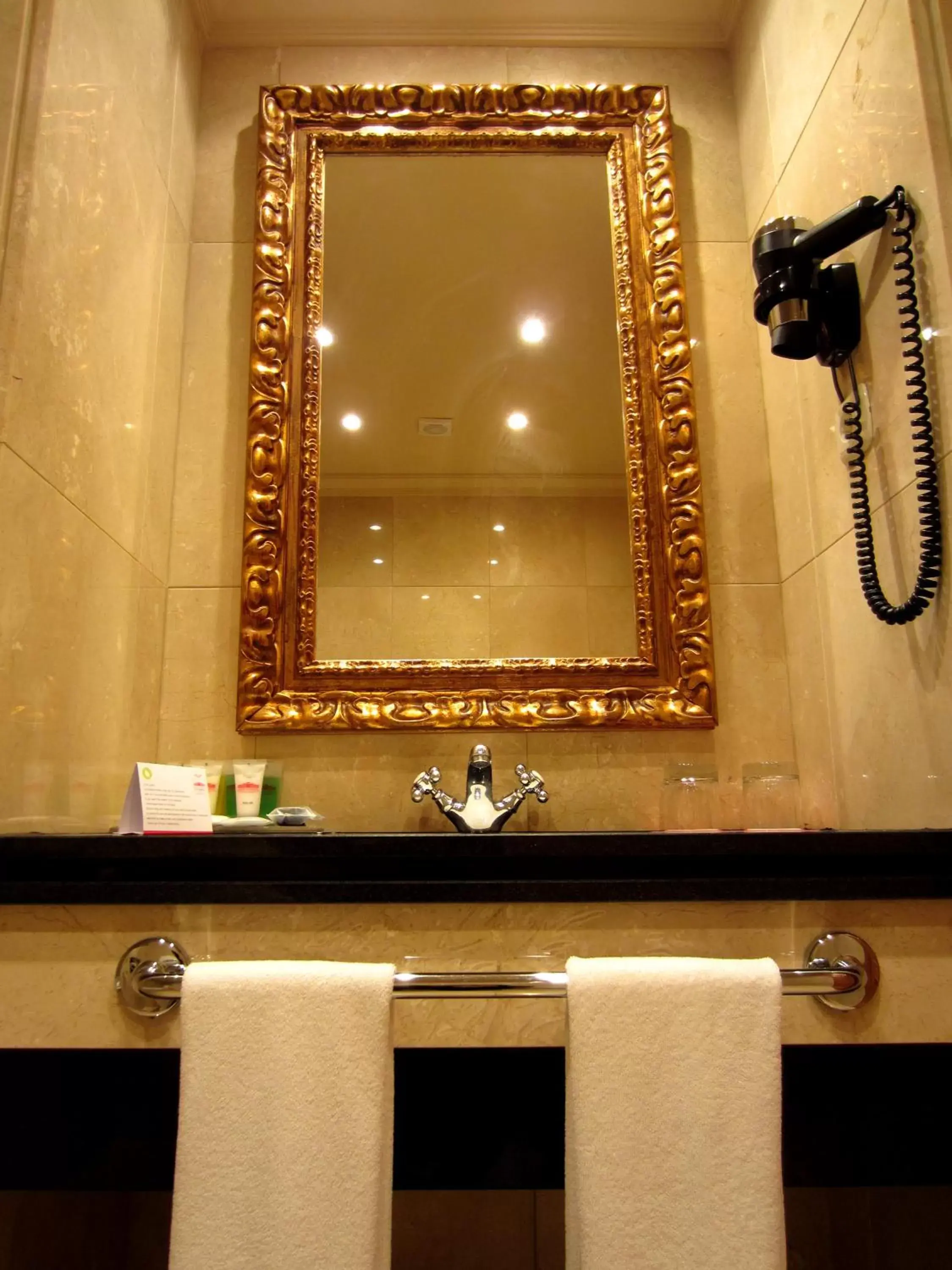 Bathroom in Gran Hotel Los Abetos