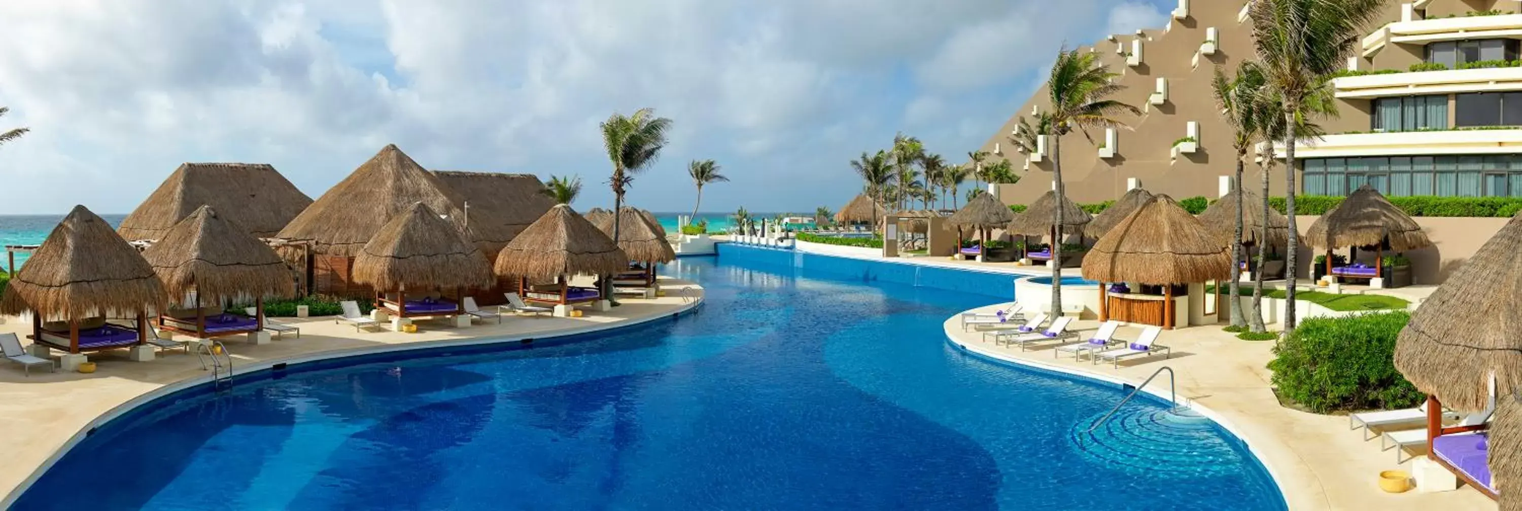 Pool view, Swimming Pool in Paradisus Cancun All Inclusive