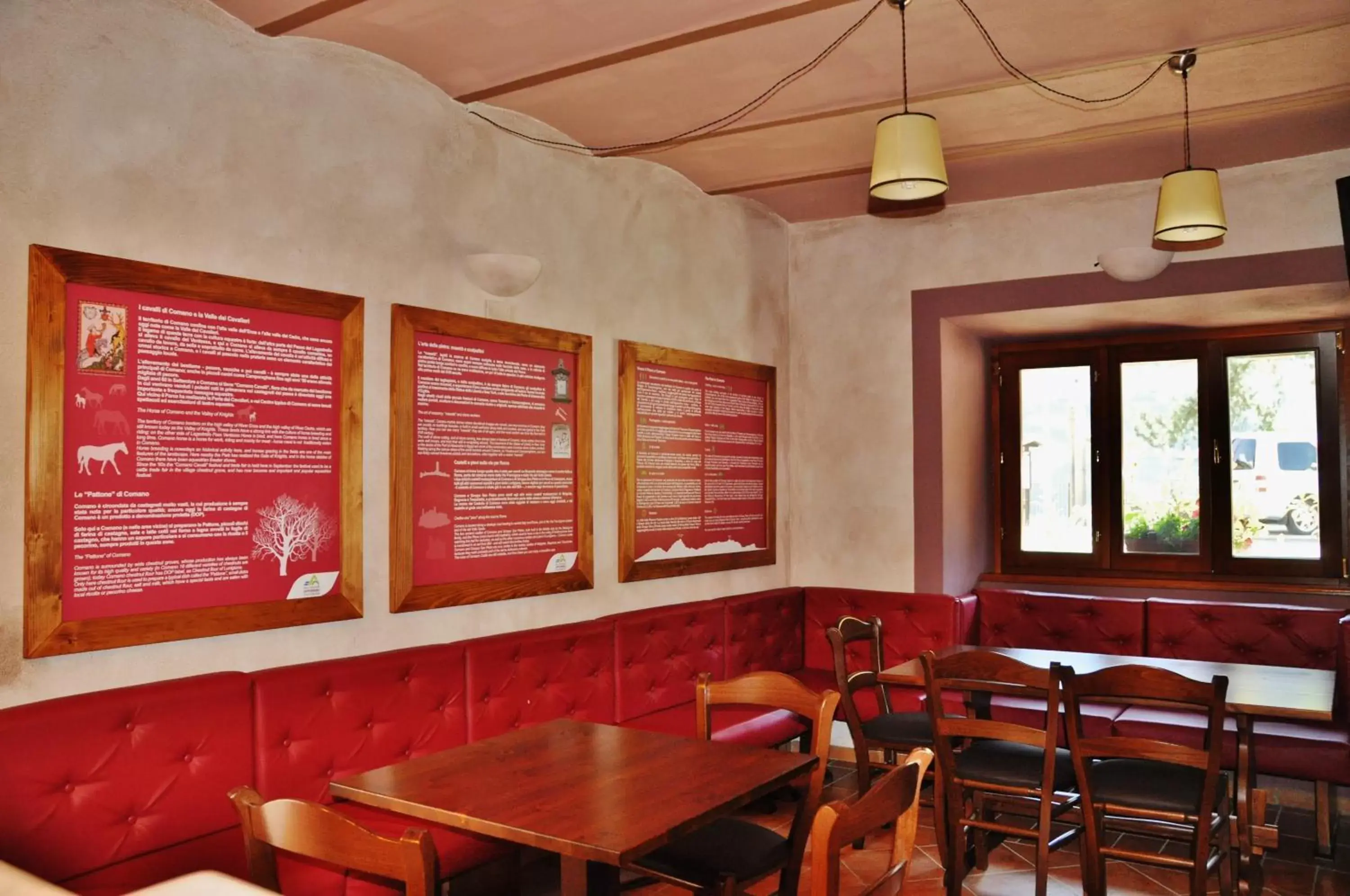 Communal lounge/ TV room, Restaurant/Places to Eat in Albergo Miramonti
