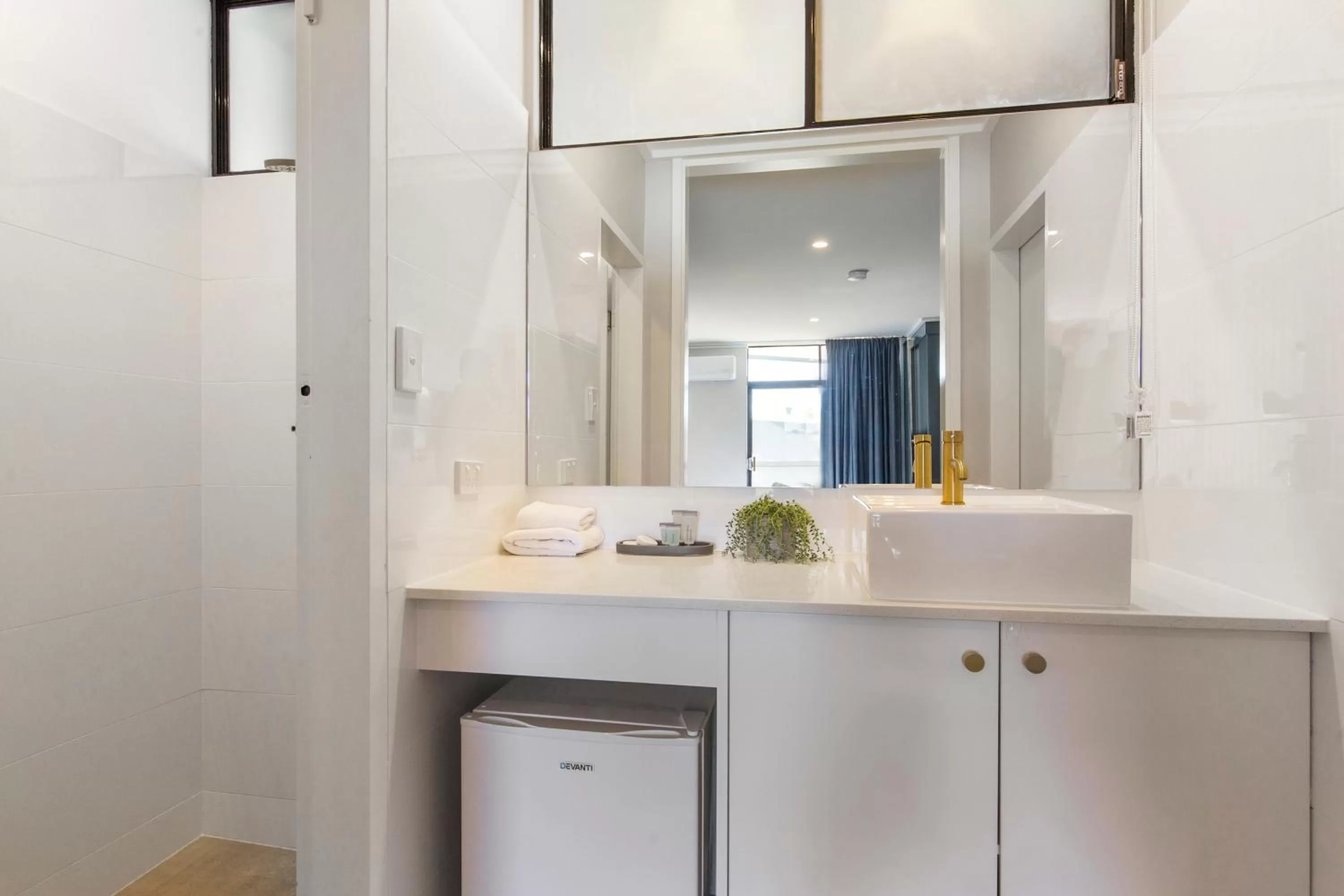 Bathroom in The Wine Vine Hotel