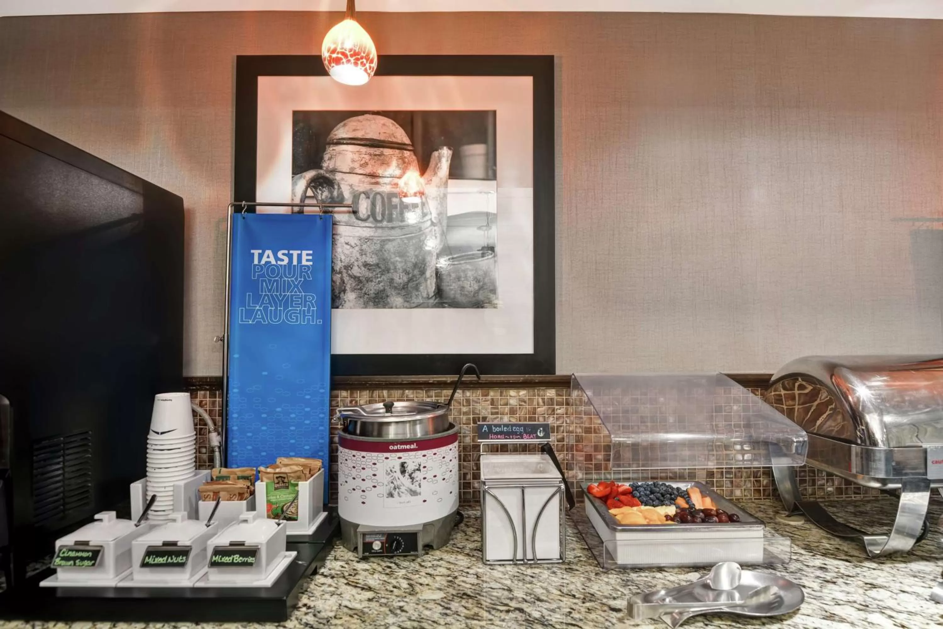 Breakfast in Hampton Inn Charlotte-Gastonia