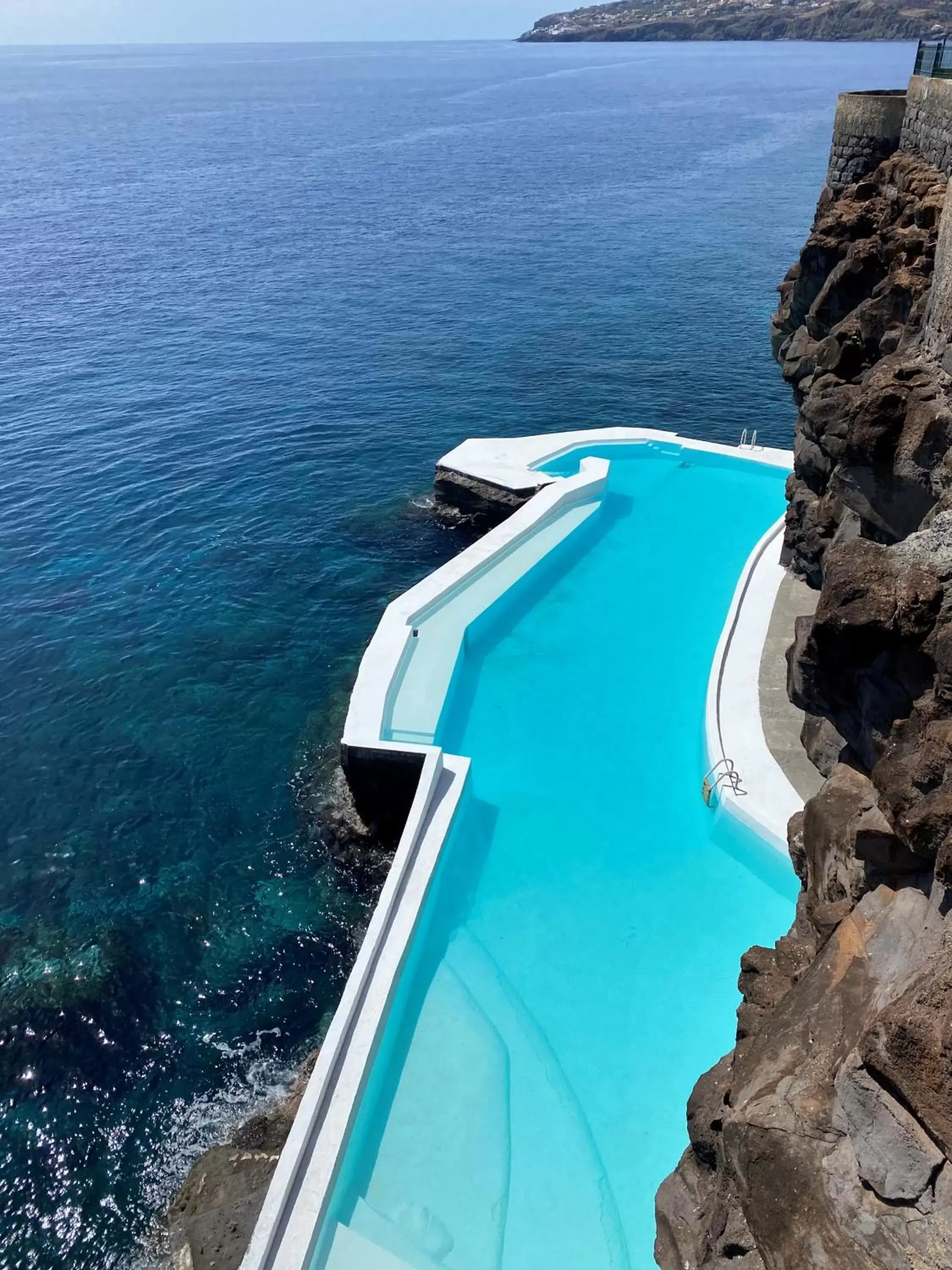 Bird's eye view, Pool View in Albatroz Beach & Yacht Club