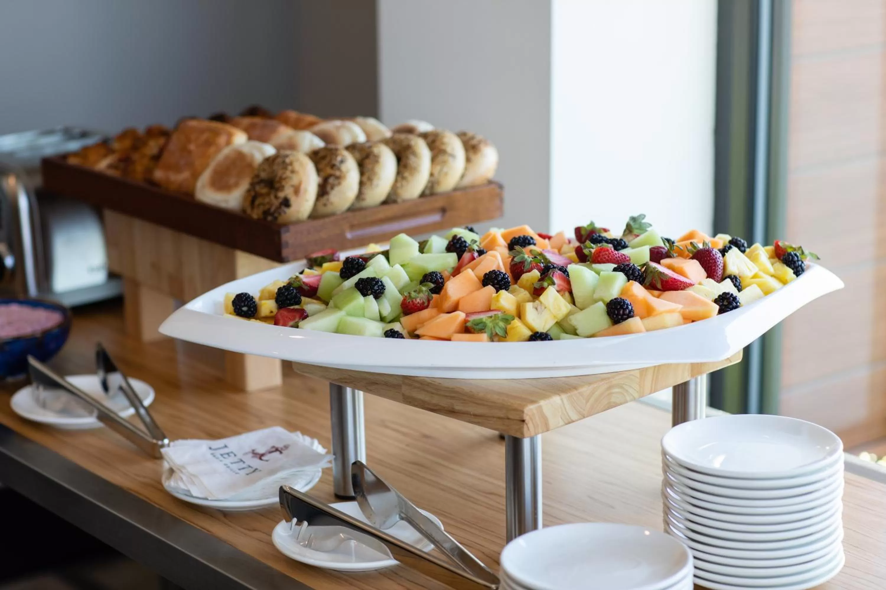 Meeting/conference room in Hotel Indigo Seattle Everett Waterfront Place by IHG