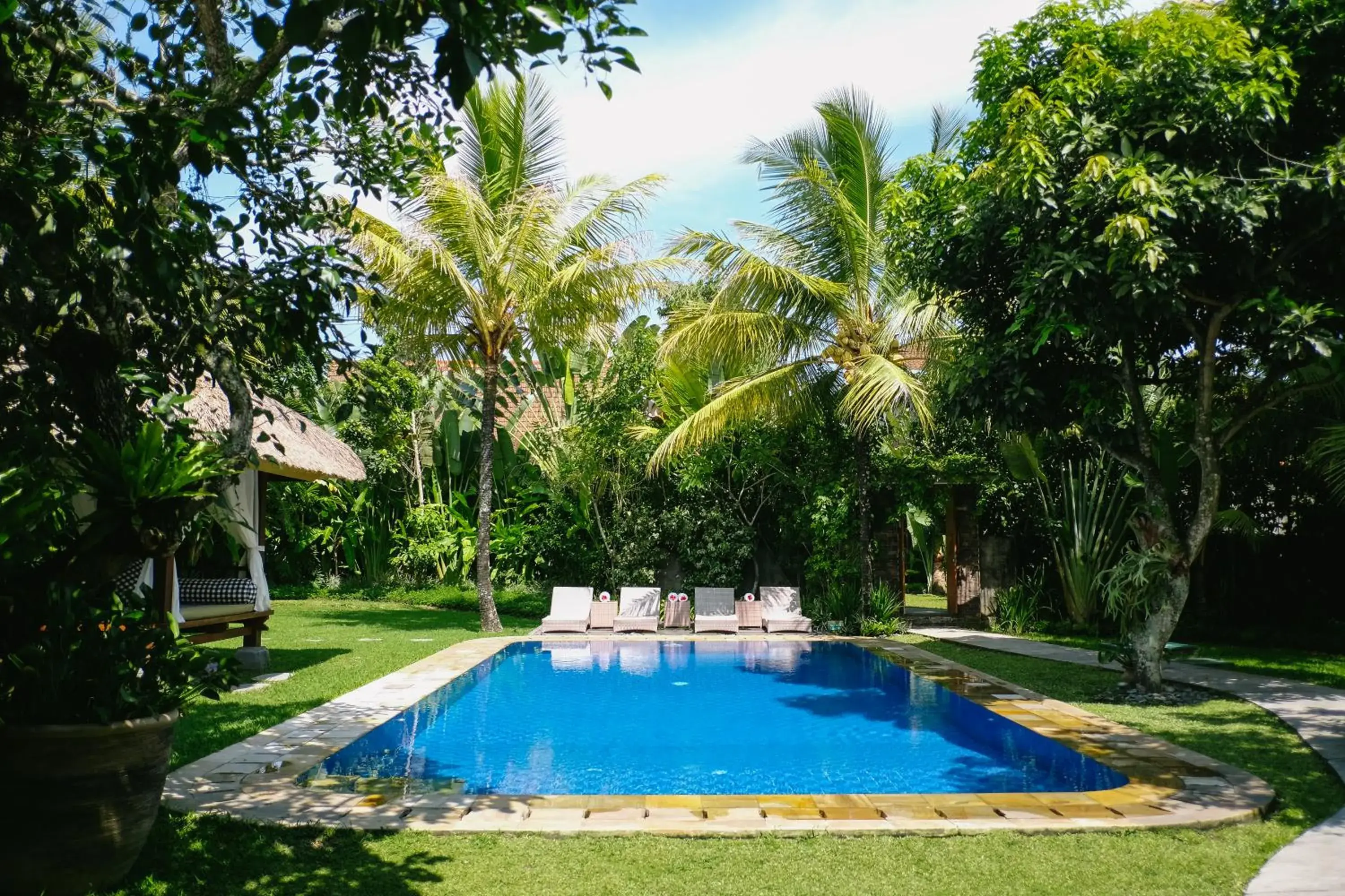 Garden view in Sativa Villas Ubud with Private Pool Garden view in Sativa Villas Ubud with Private Pool