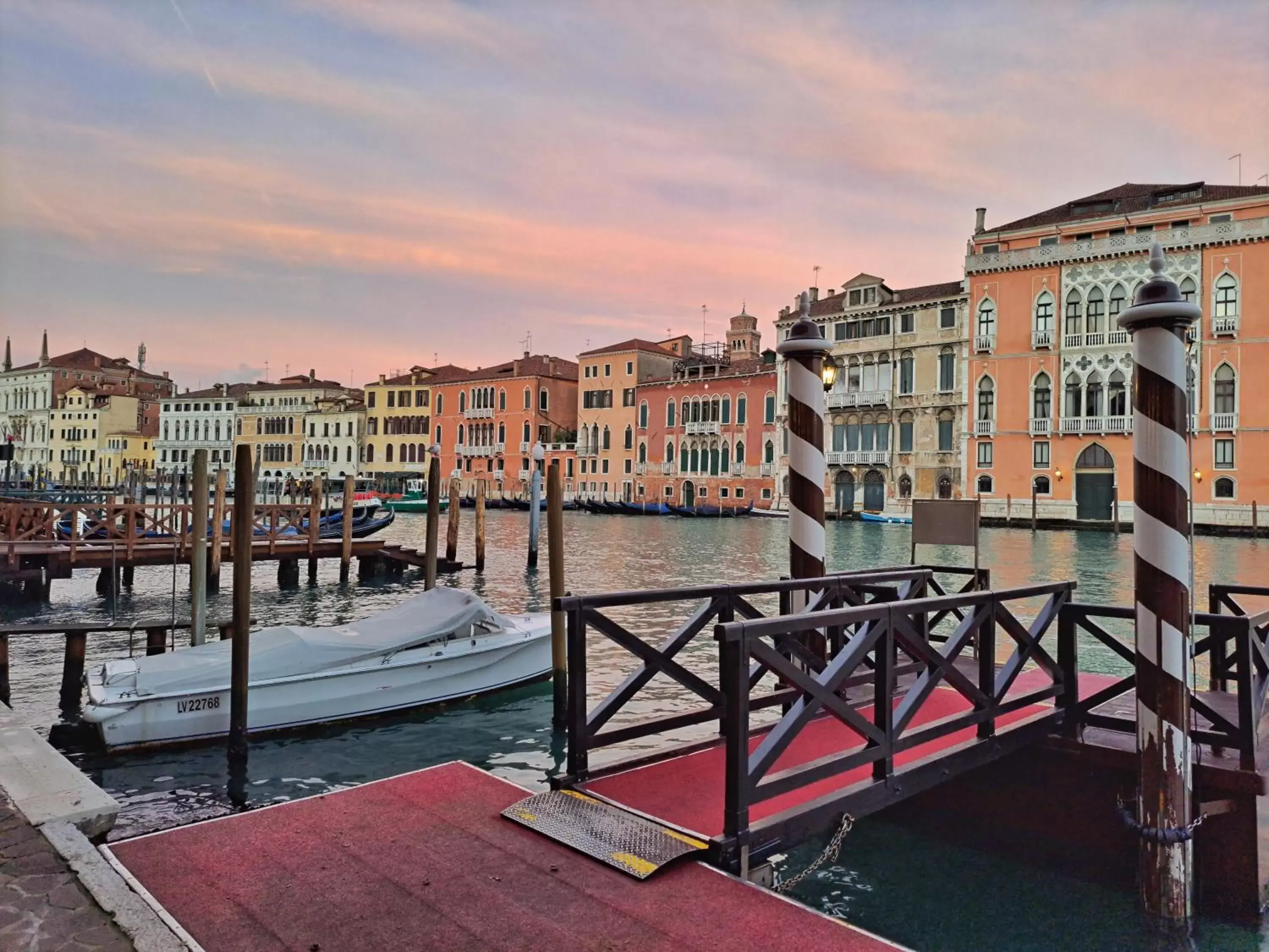 City view in Sina Palazzo Sant'Angelo