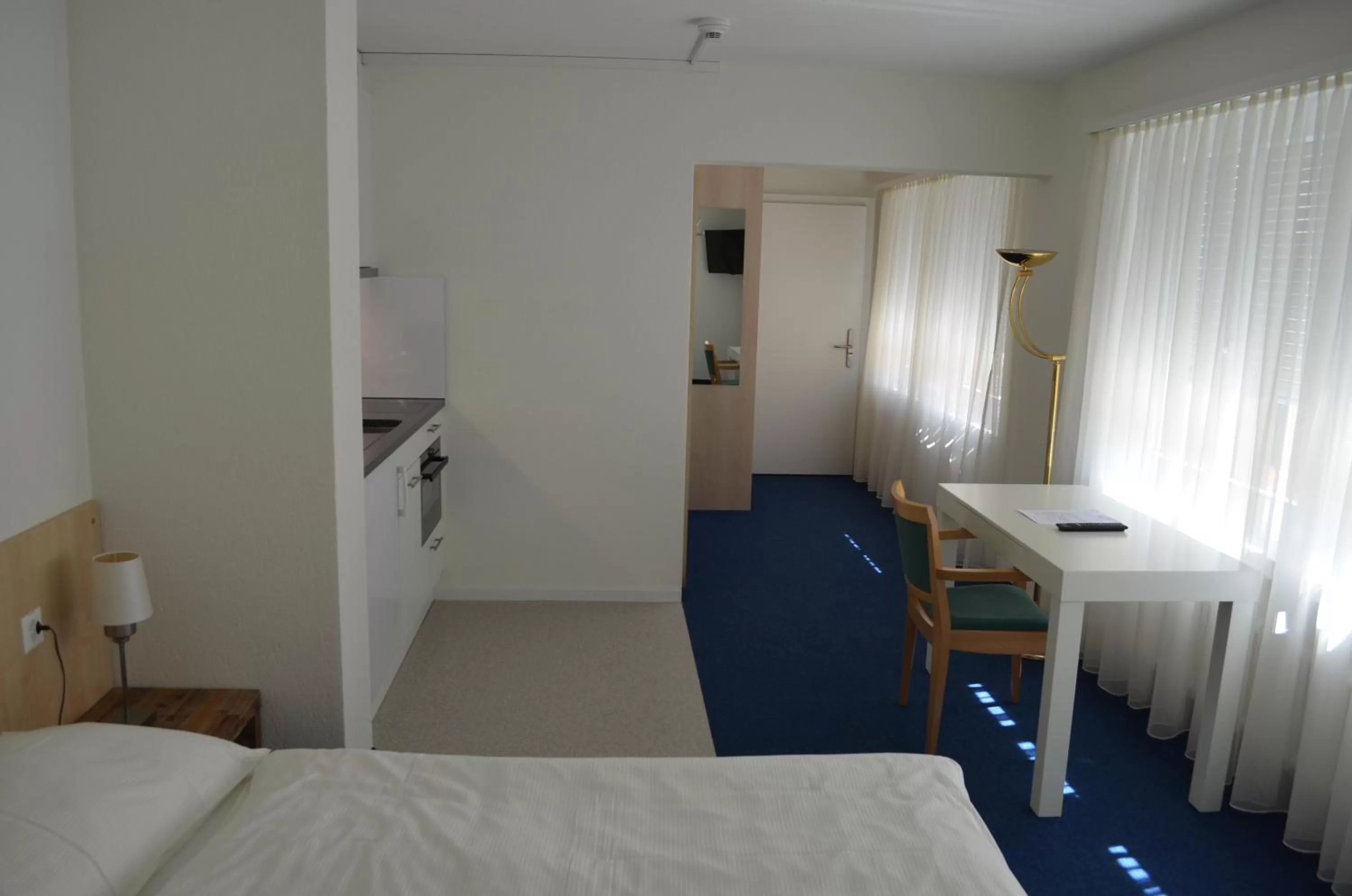 Photo of the whole room, Bed in Central Hotel Post