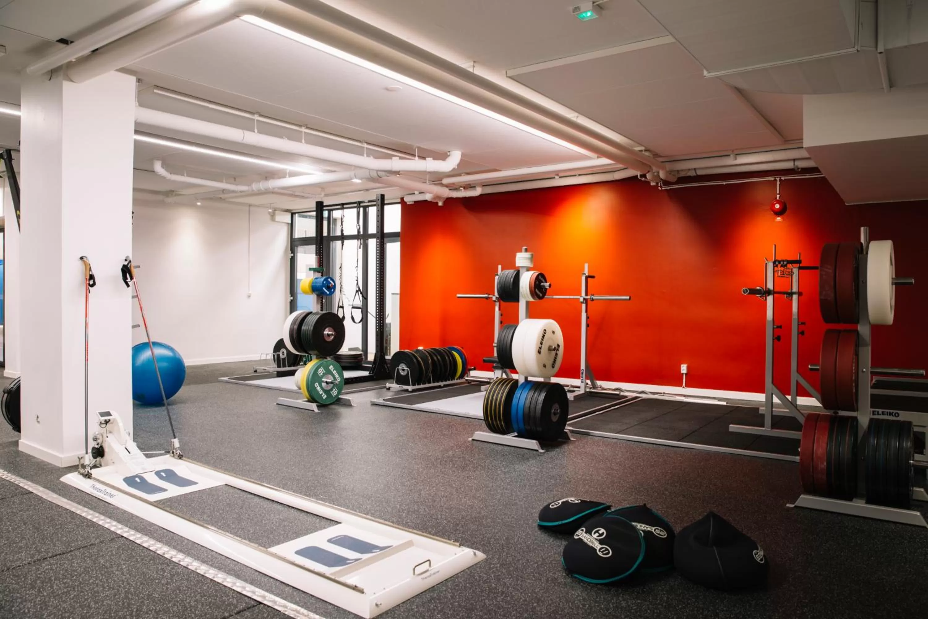 Fitness centre/facilities in Kom Family
