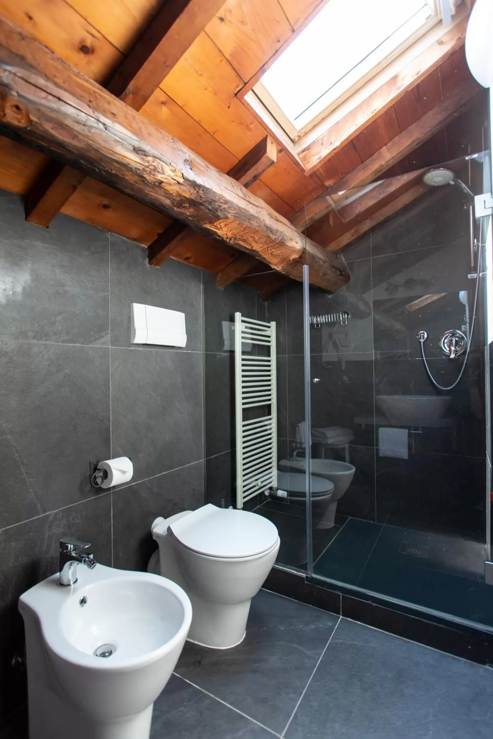 Bathroom in Charming Palace Santa Fosca