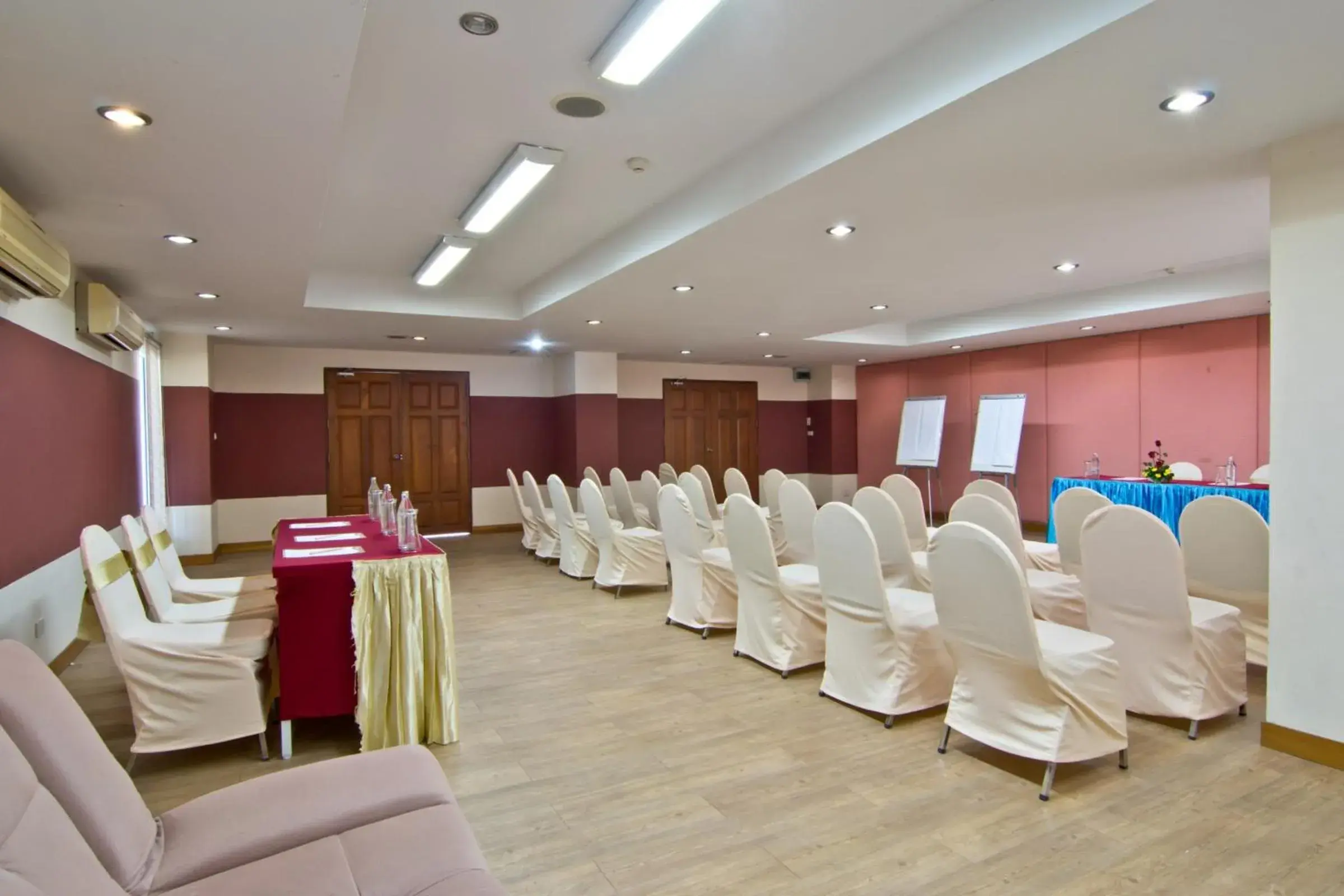 Meeting/conference room, Banquet Facilities in Bella Villa Cabana