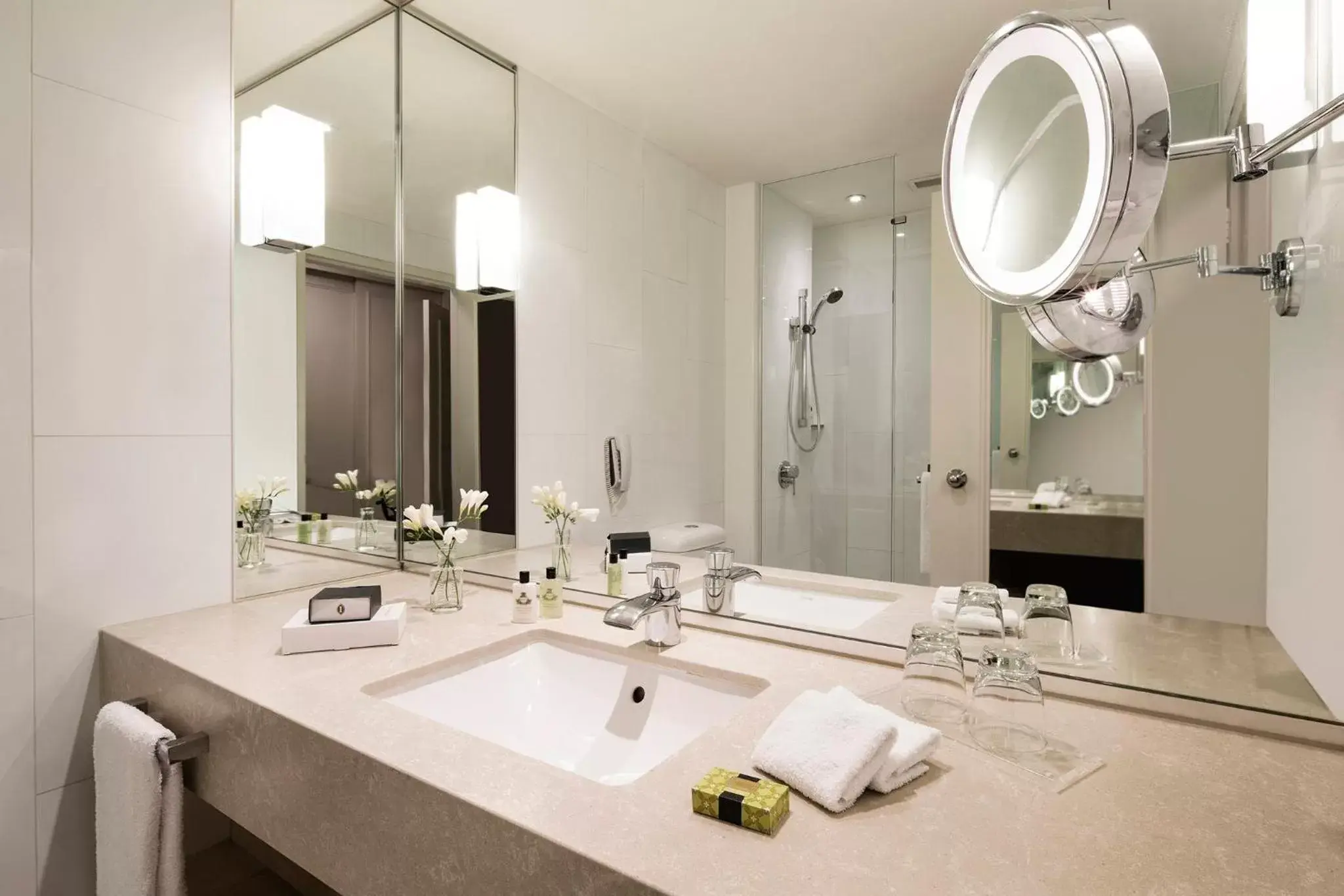 Photo of the whole room, Bathroom in InterContinental Melbourne The Rialto, an IHG Hotel