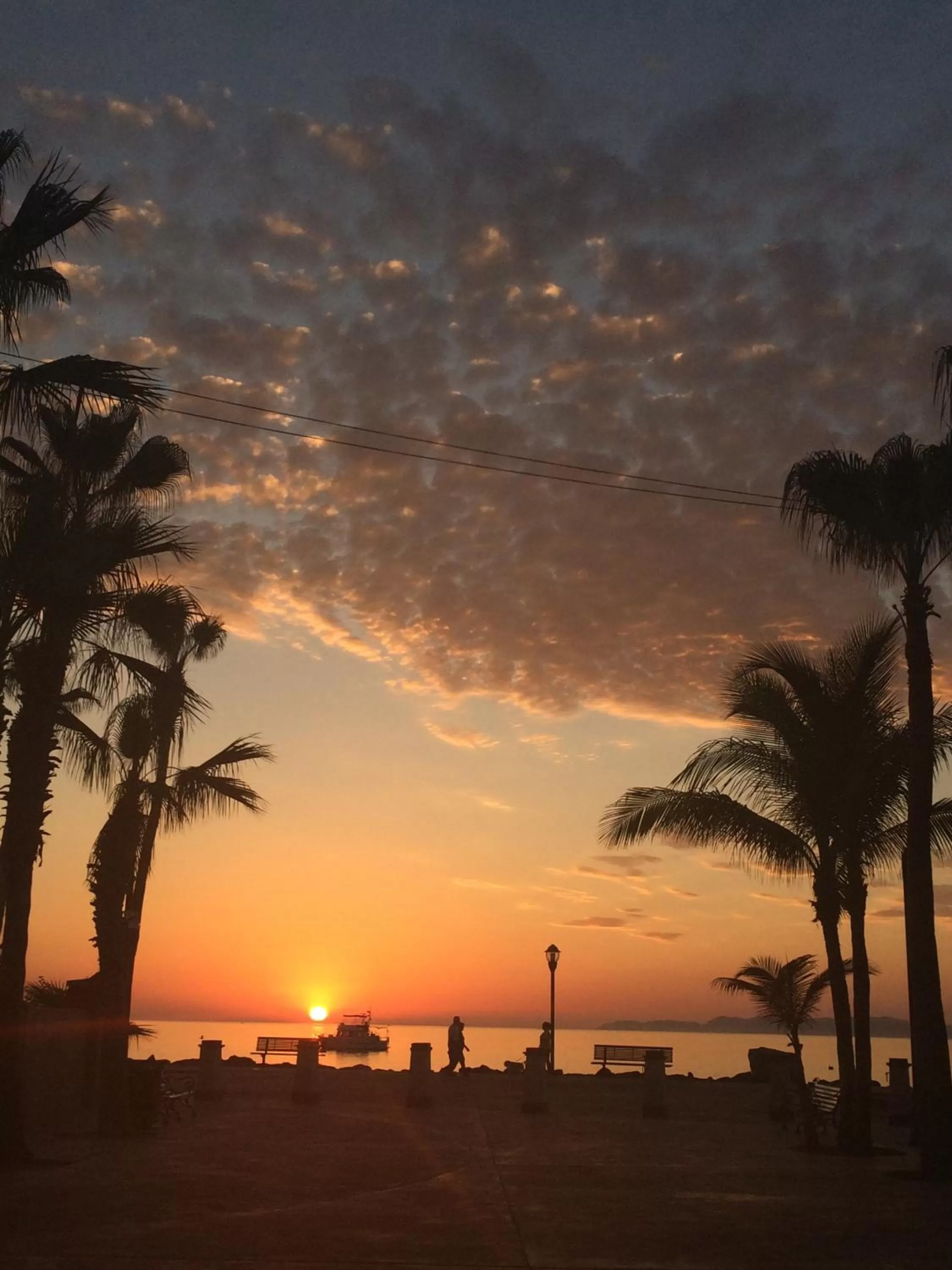 Sunset, Sunrise/Sunset in Hotel 1697 Loreto