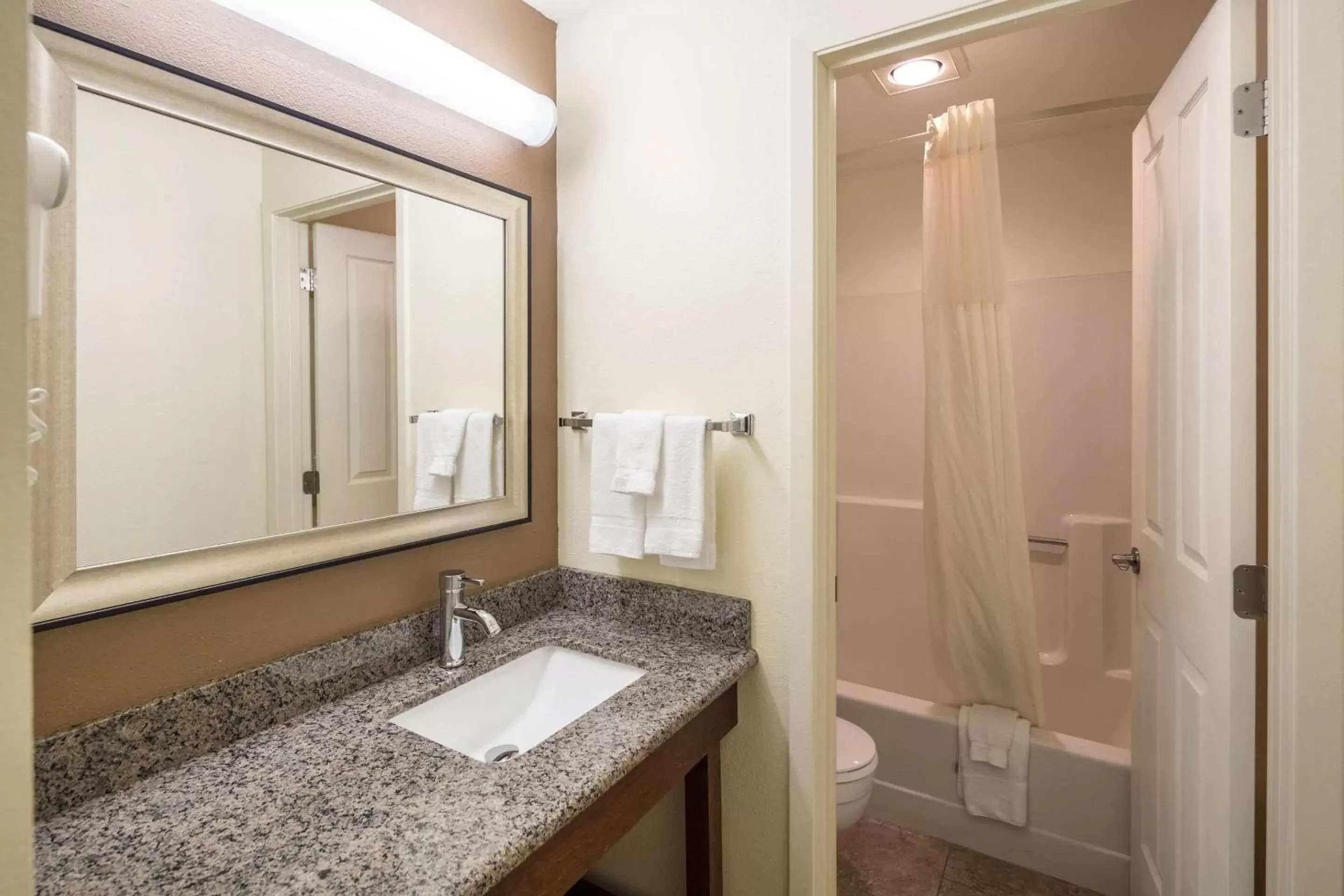 Bathroom in Quality Inn & Suites Coeur d'Alene
