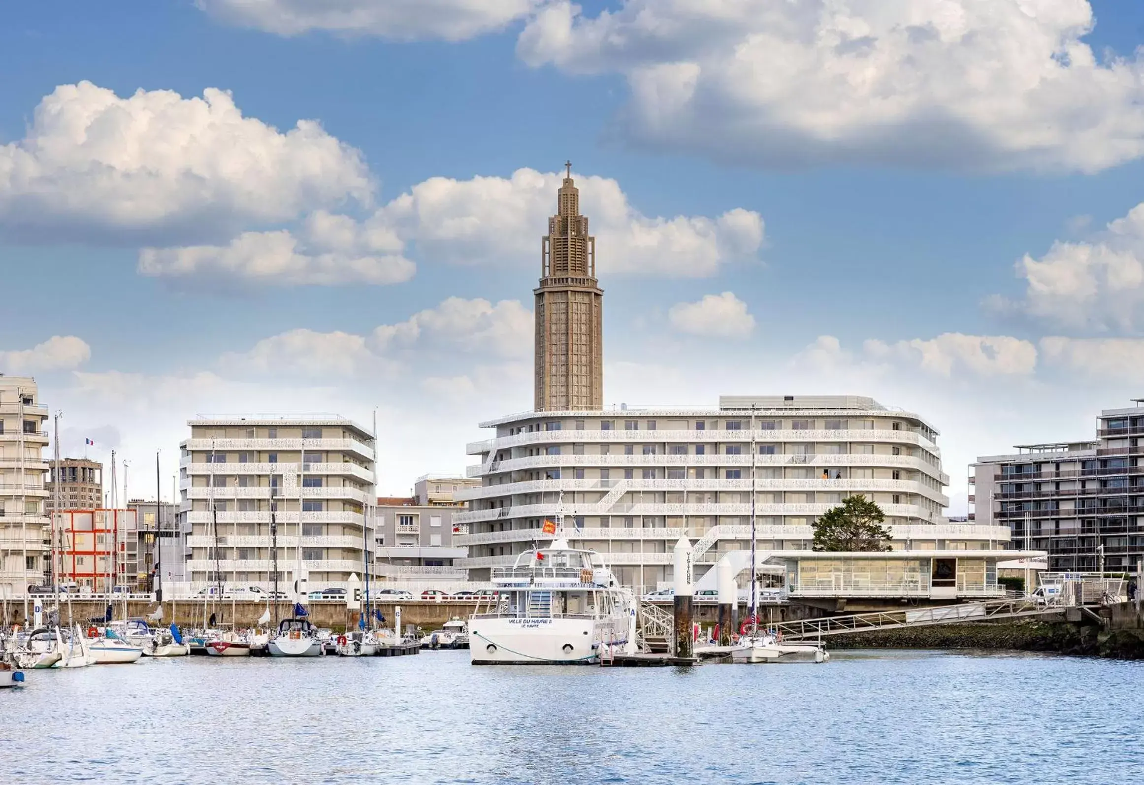 Property building in Hilton Garden Inn Le Havre Centre