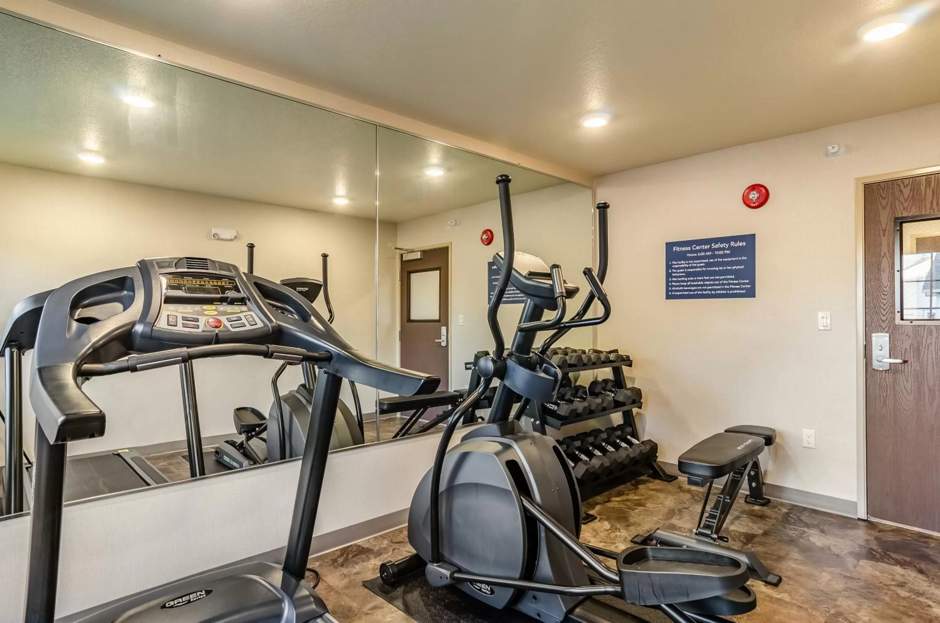 Fitness centre/facilities in Cobblestone Inn & Suites - Bridgeport