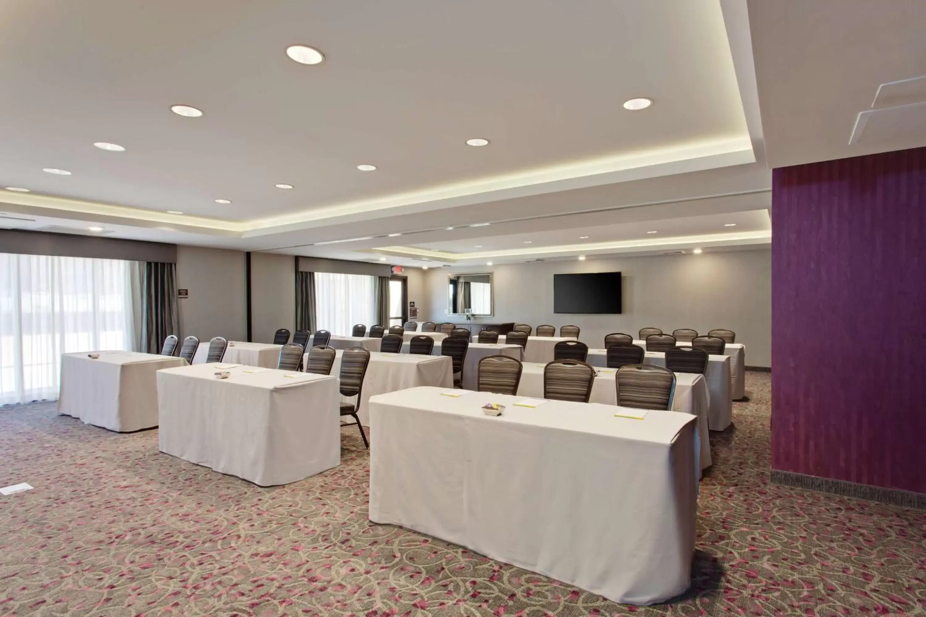 Meeting/conference room in Hilton Garden Inn Irvine/Orange County Airport