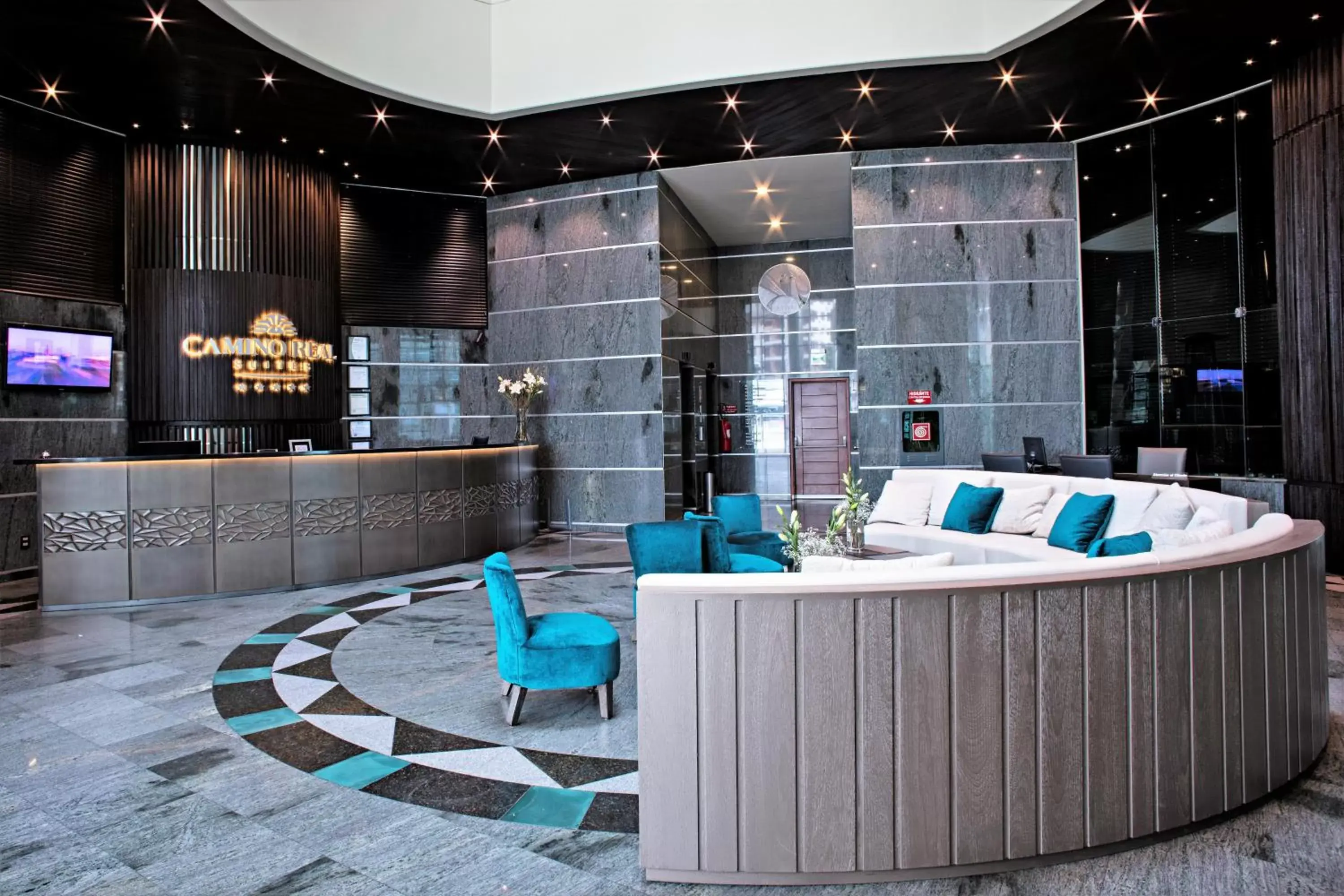 Facade/entrance in Suites Camino Real Facade/entrance in Suites Camino Real