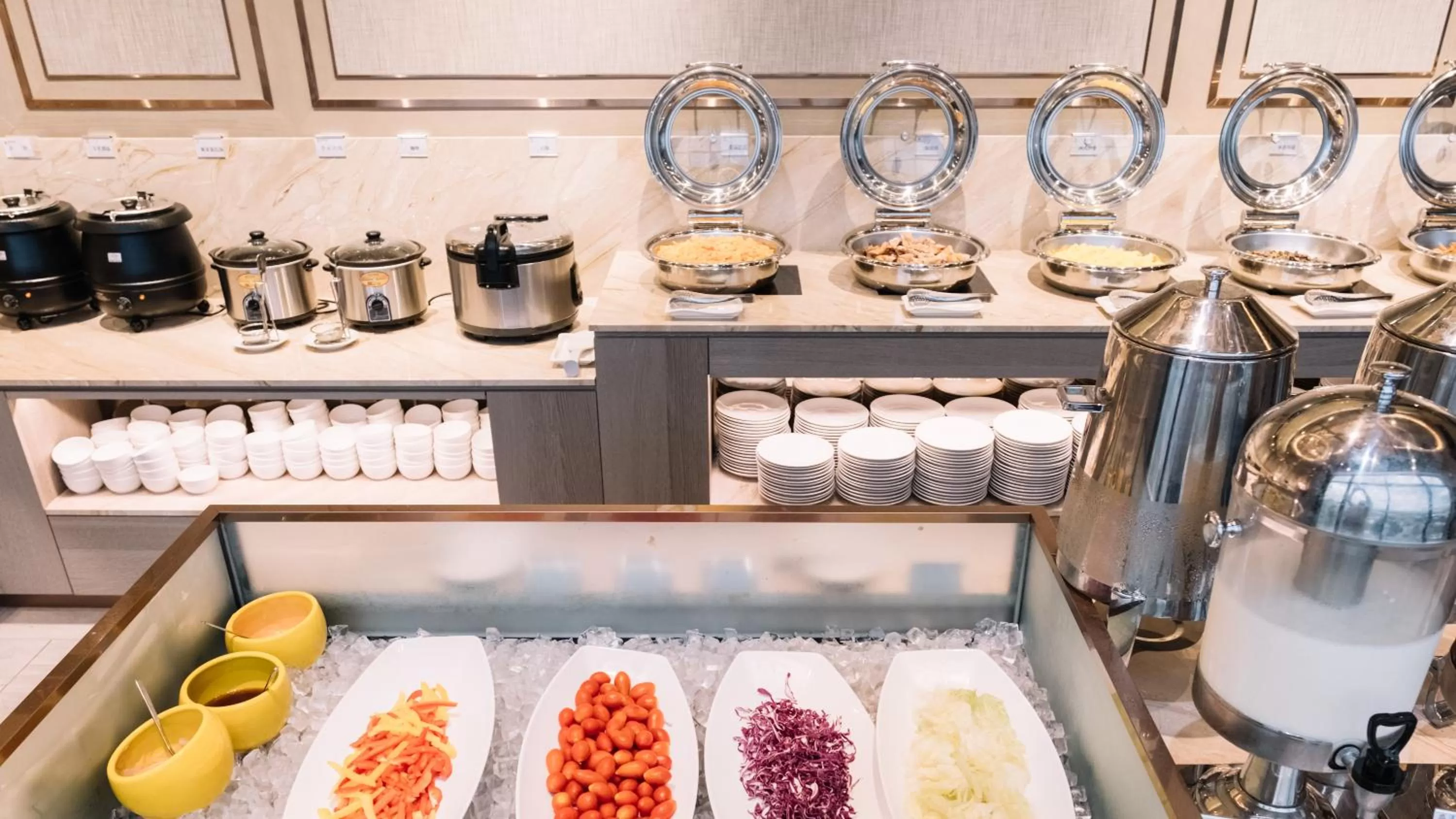 Buffet breakfast in Kloud Hotel