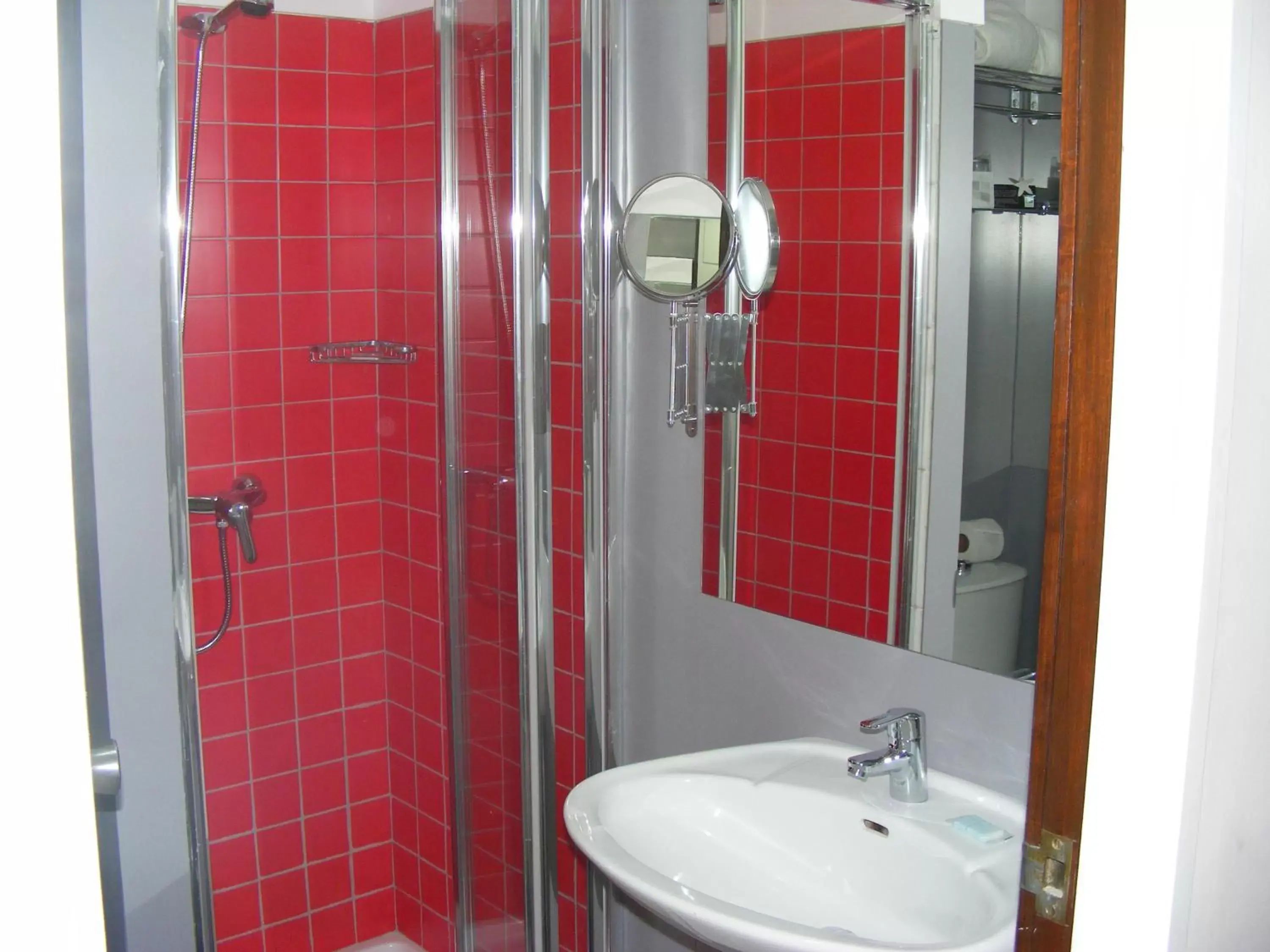 Bathroom in Rocamar Exclusive Hotel & Spa - Adults Only