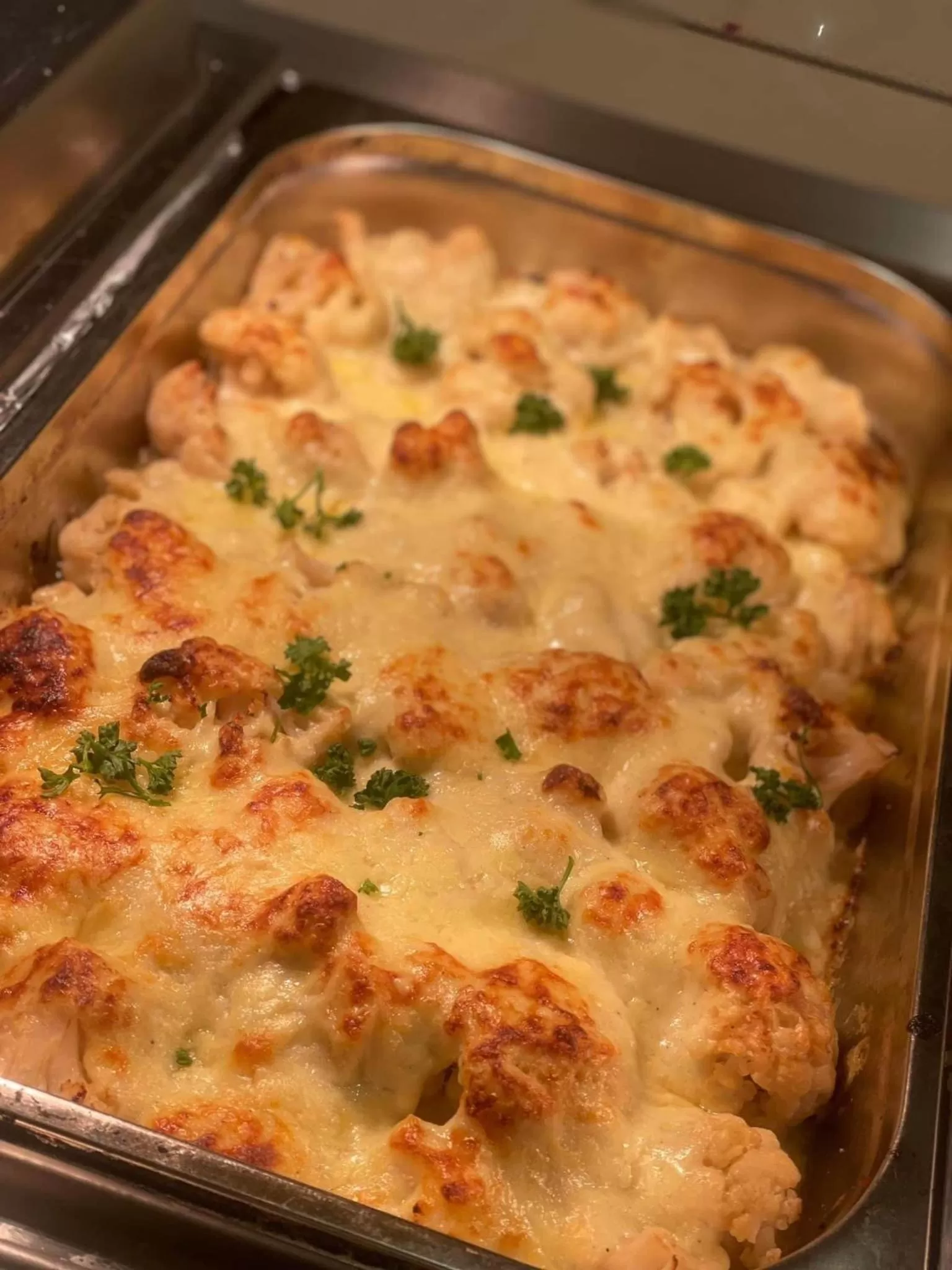 Food and drinks in The Fountain Inn & Riverside Restaurant