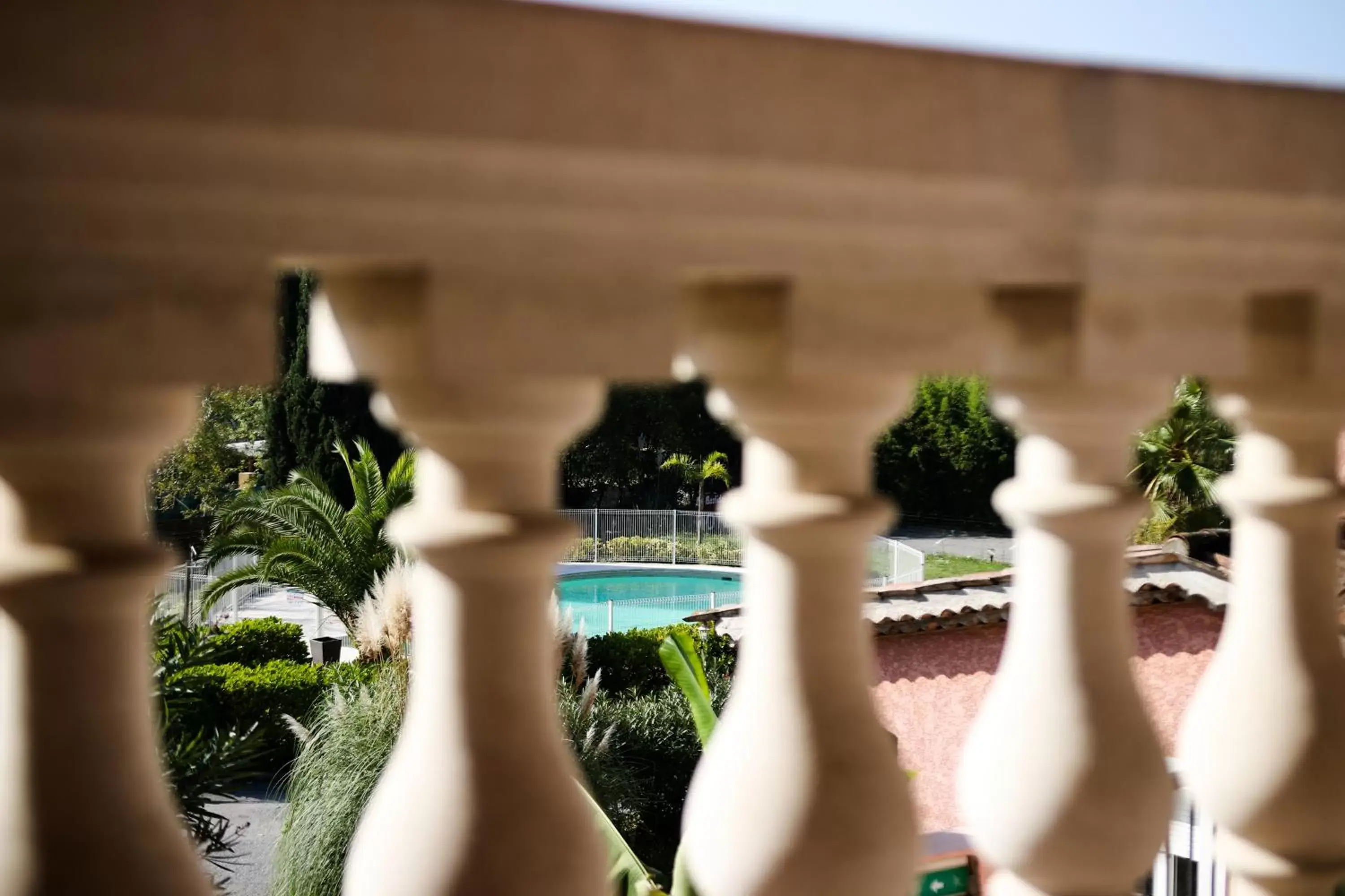 Patio, Pool View in Les Bastides Saint Paul