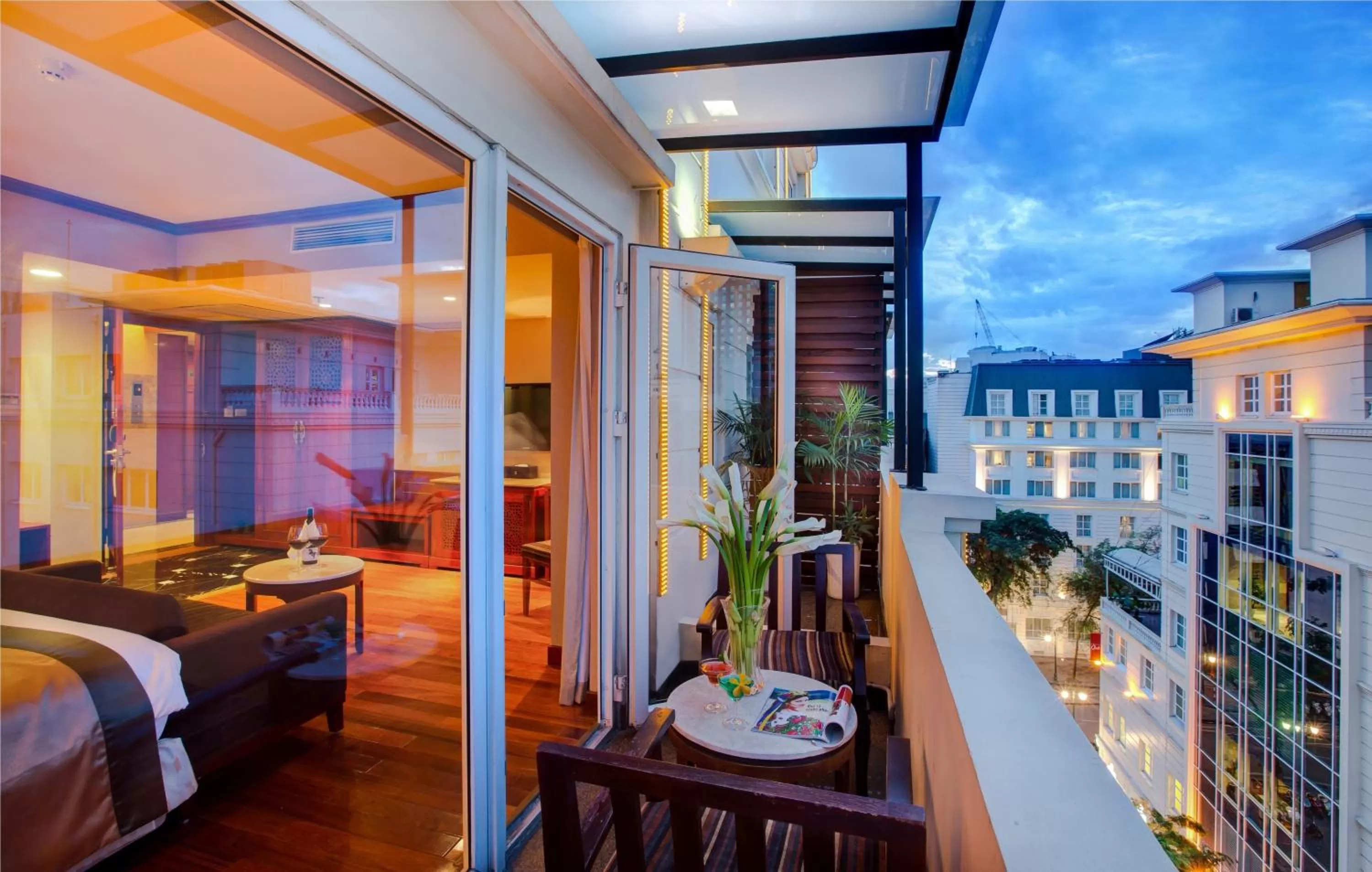 Balcony/Terrace, Bed in Conifer Boutique Hotel